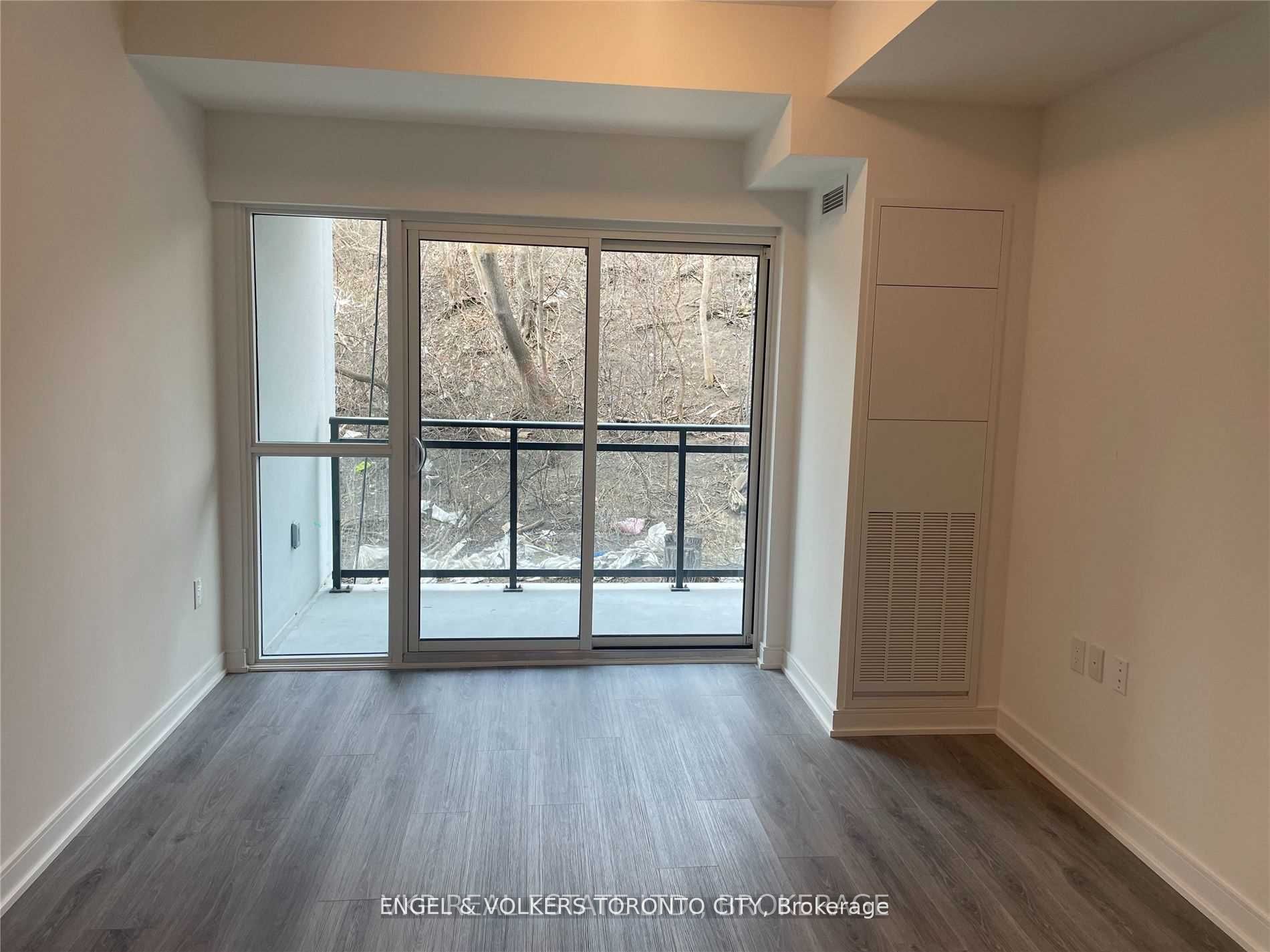 25 Neighbourhood Lane, #208