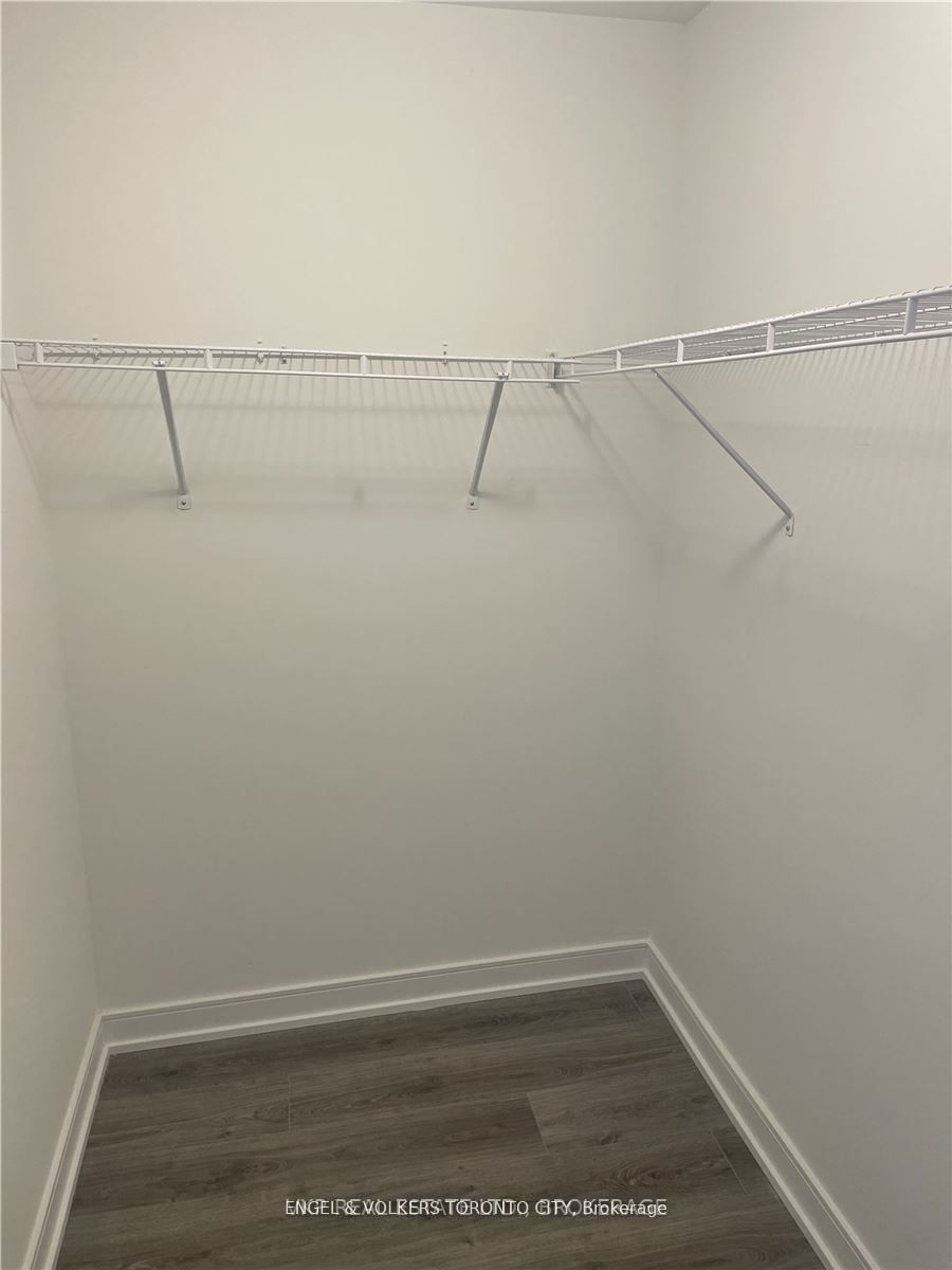 25 Neighbourhood Lane, #208