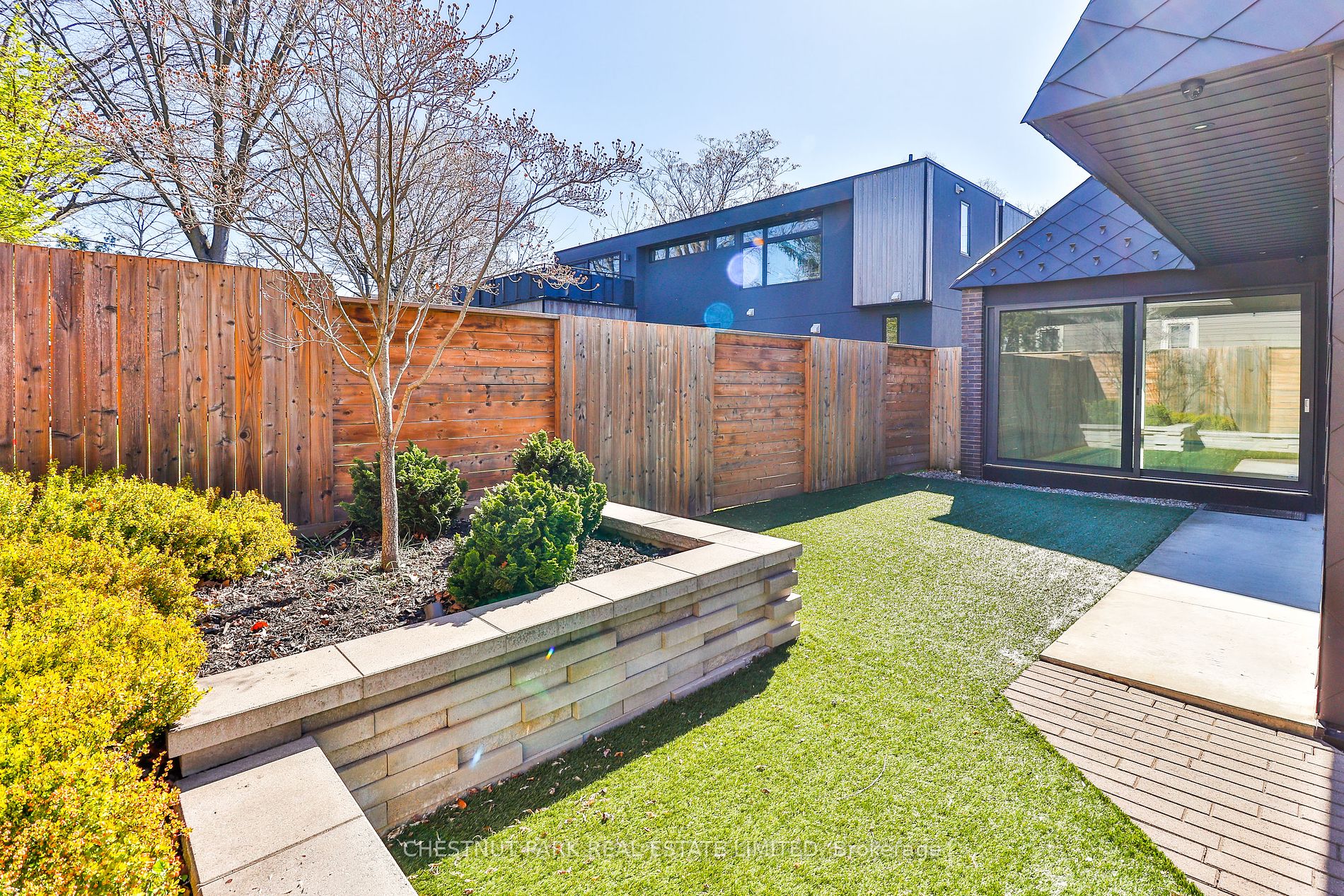 1427 Birch Ave