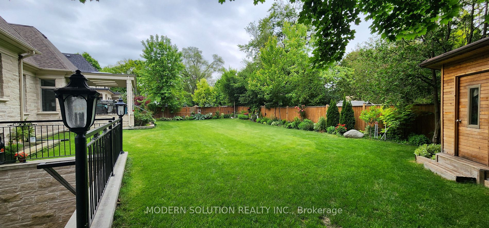 1511 Broadmoor Avenue