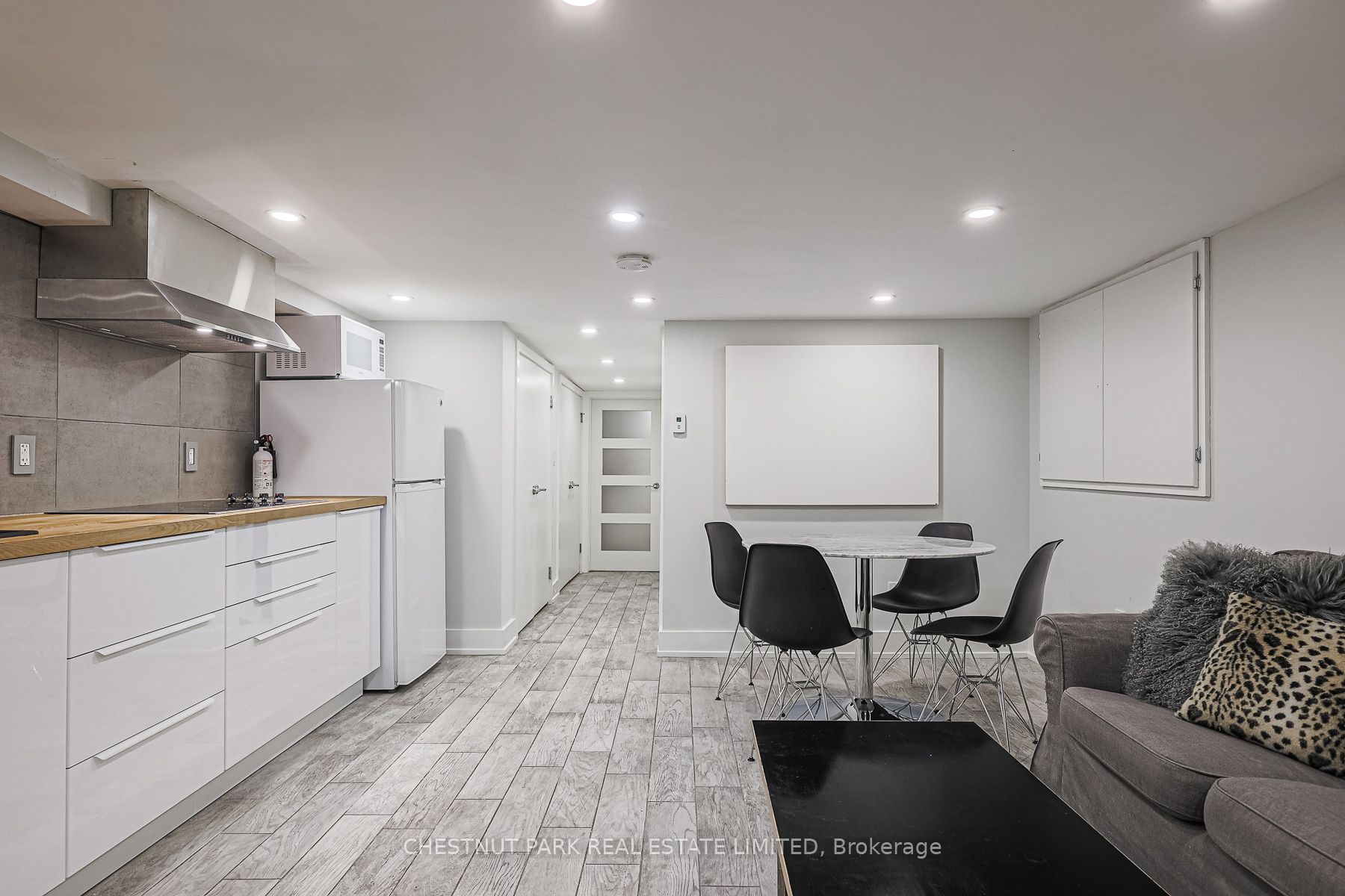 95 Parkside Drive #Rear