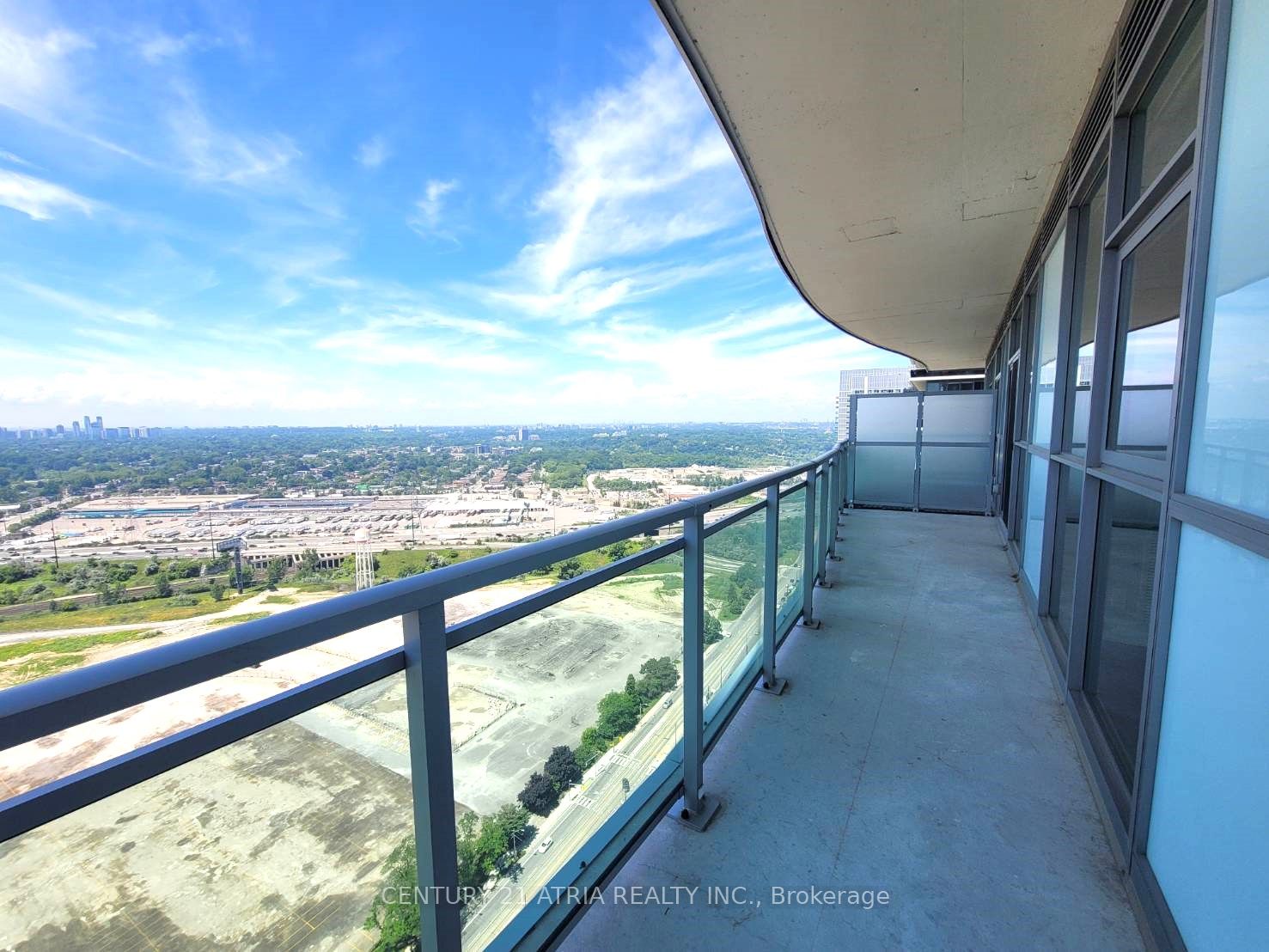 33 Shore Breeze Dr, #3403