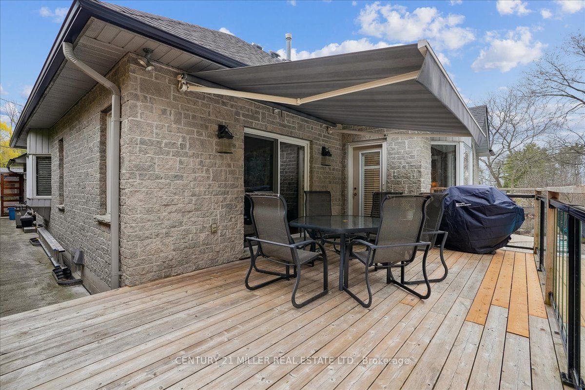 810 Belhaven Crescent