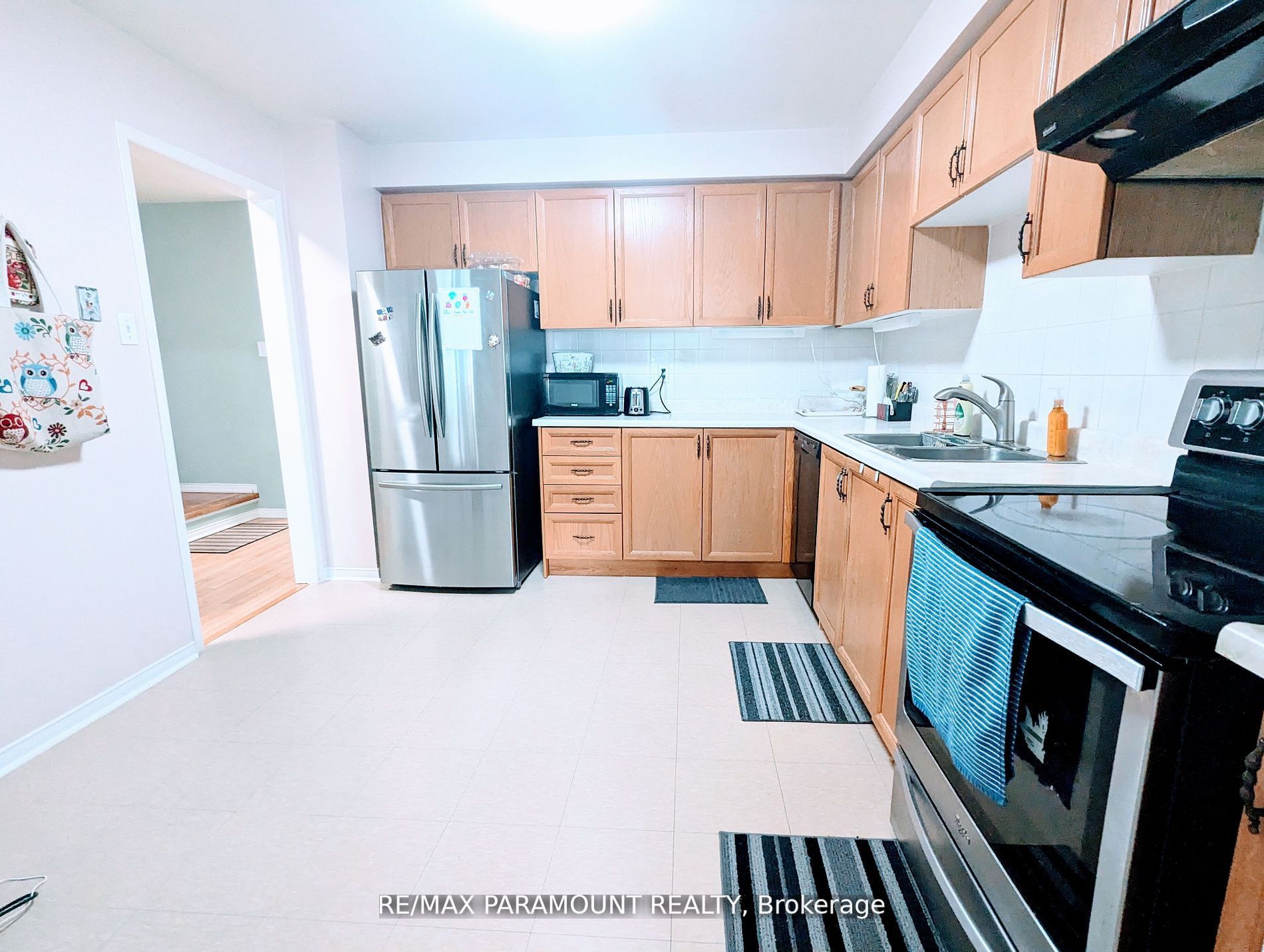 37 Wickstead Crt, #37