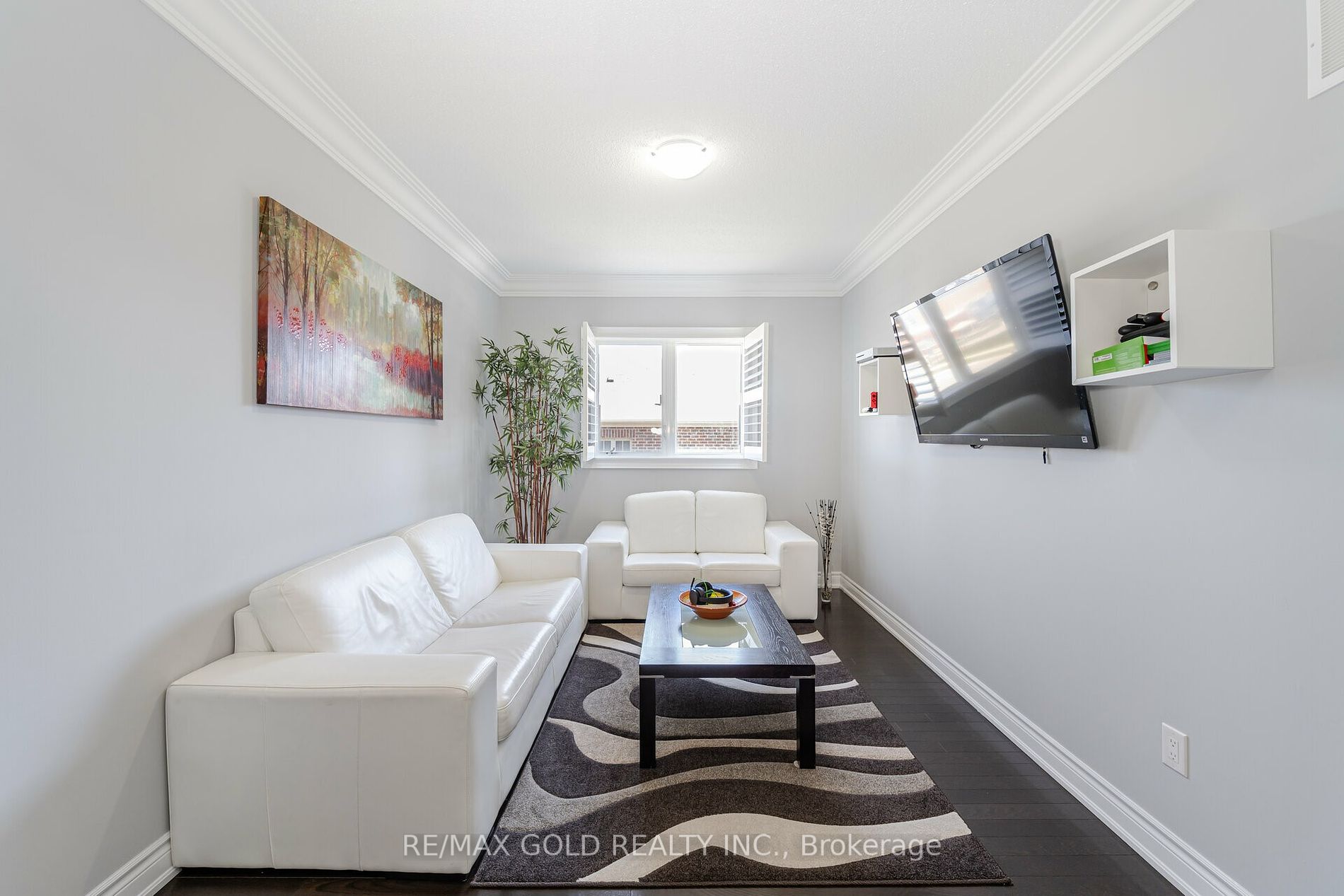 71 Squire Ellis Drive