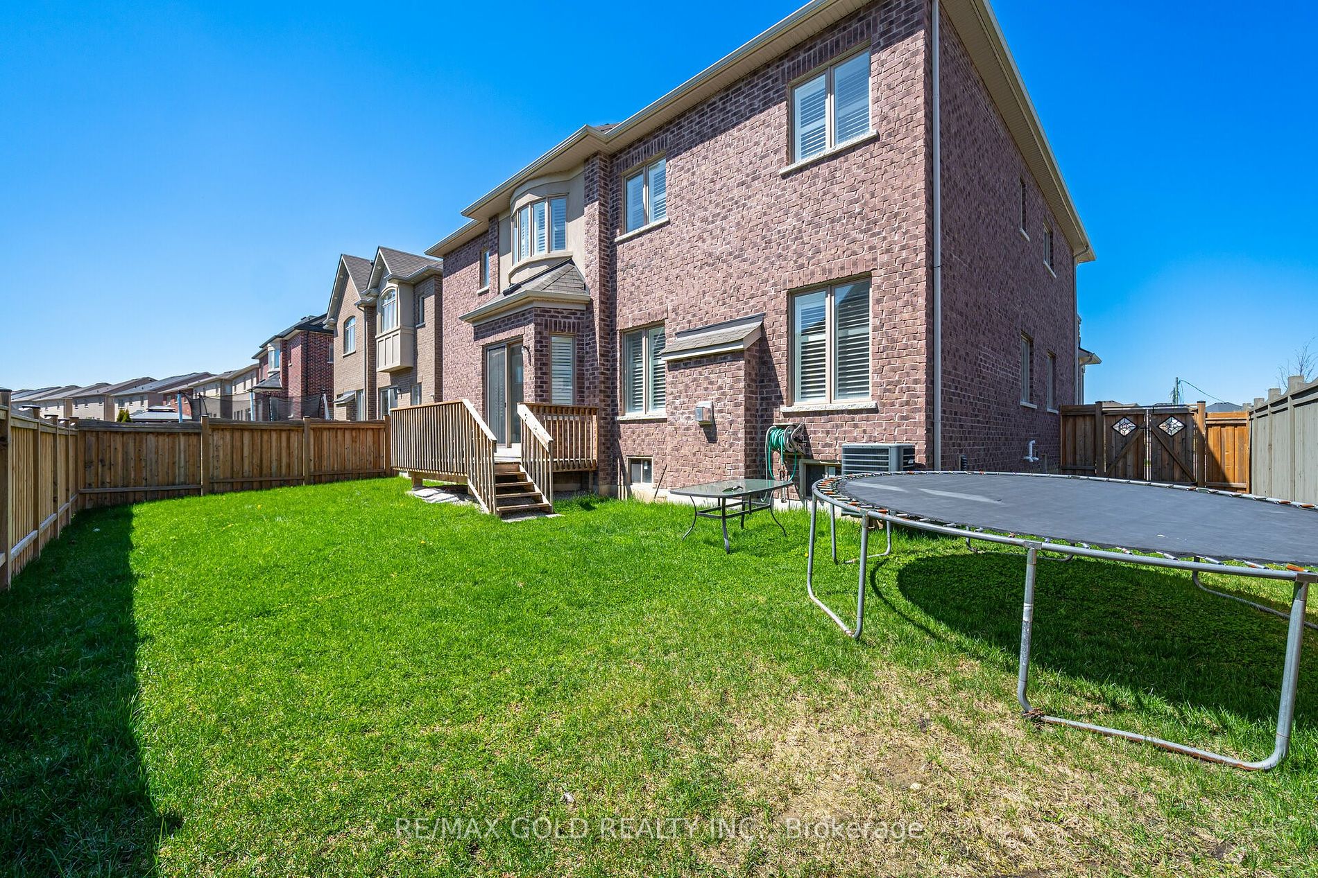 71 Squire Ellis Drive