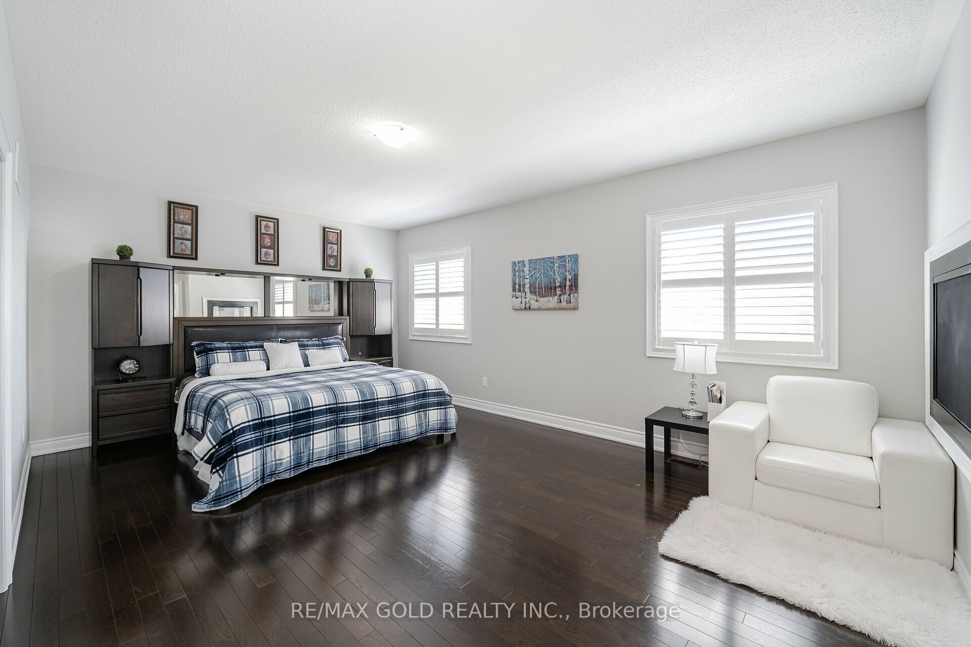 71 Squire Ellis Drive