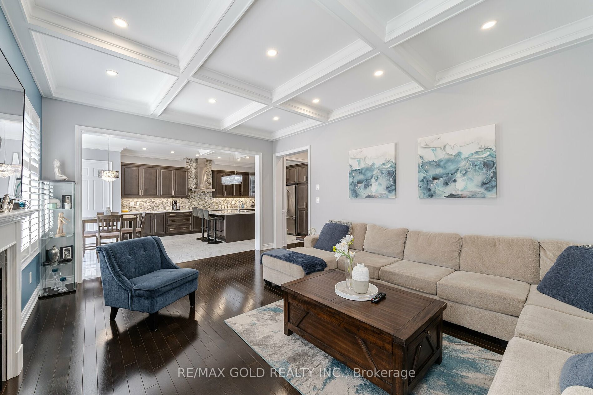 71 Squire Ellis Drive