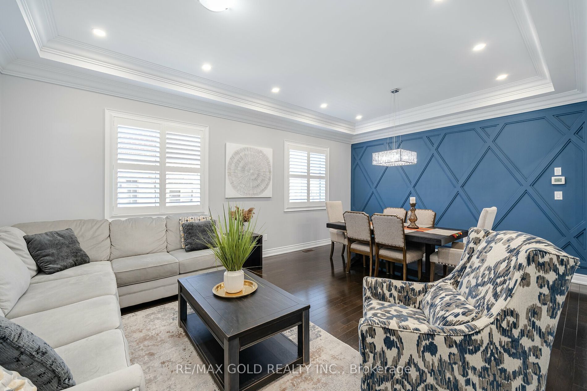 71 Squire Ellis Drive