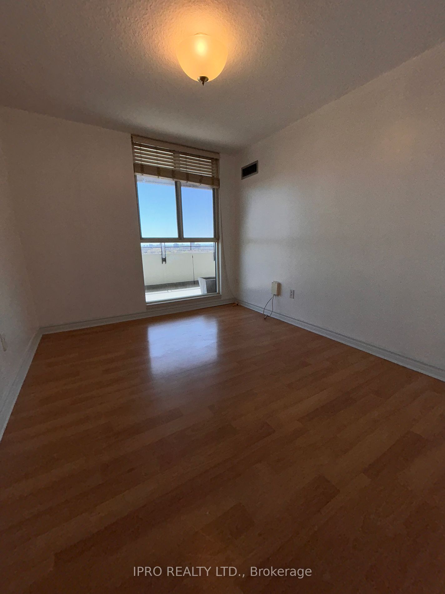 1300 Mississauga Valley Blvd, #1405