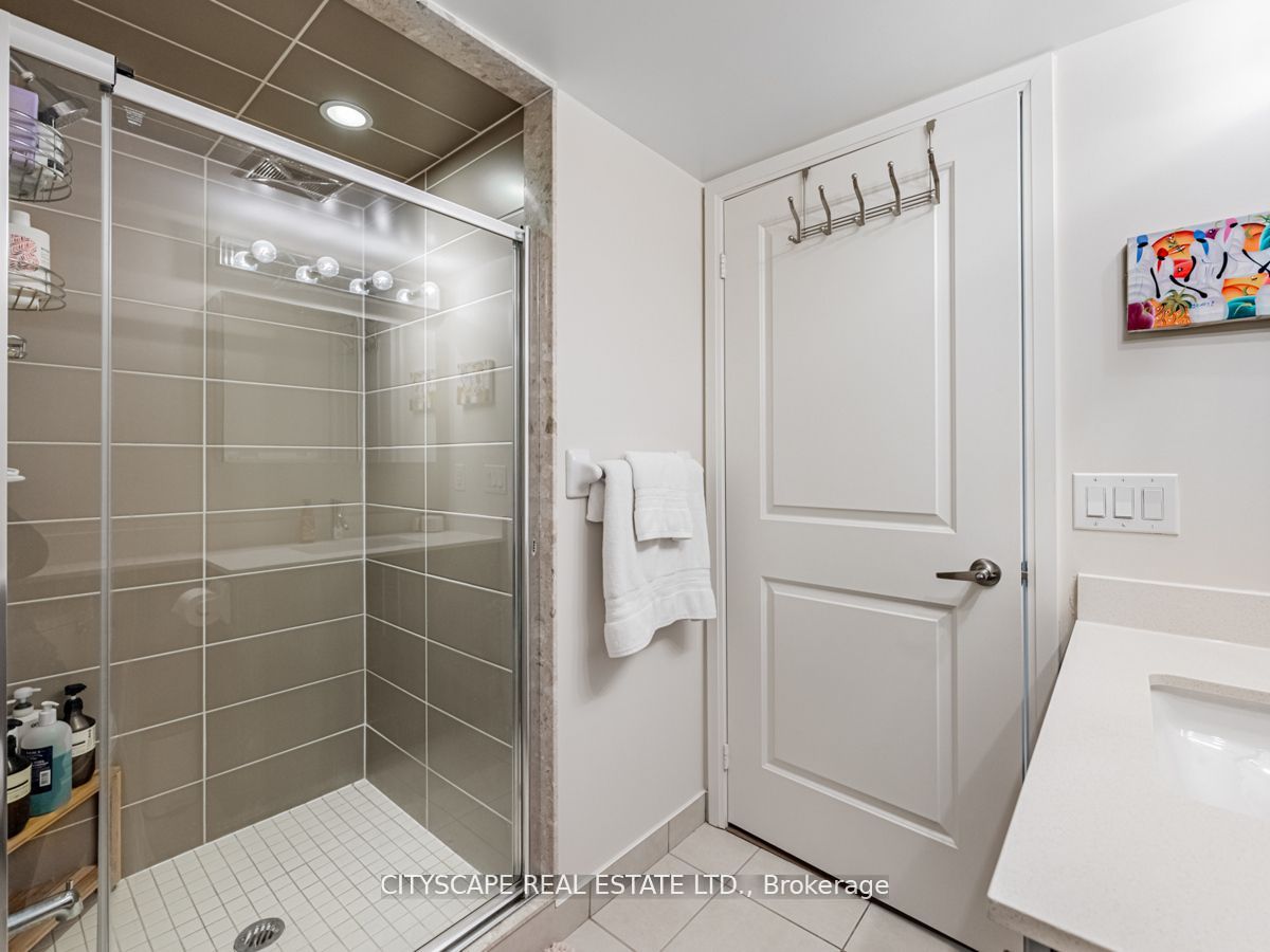 1 Michael Power Pl, #1603