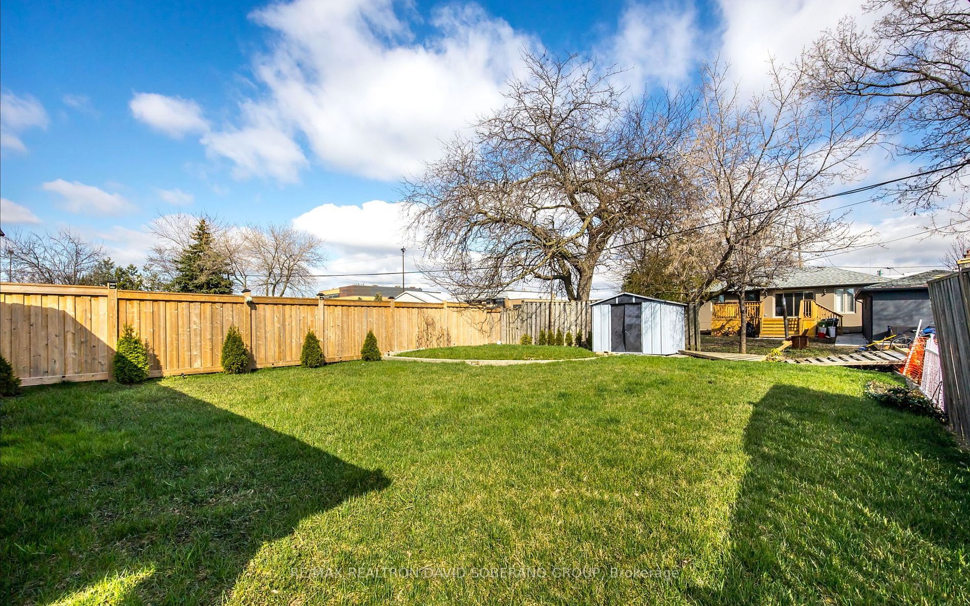 128 Gilley Road N