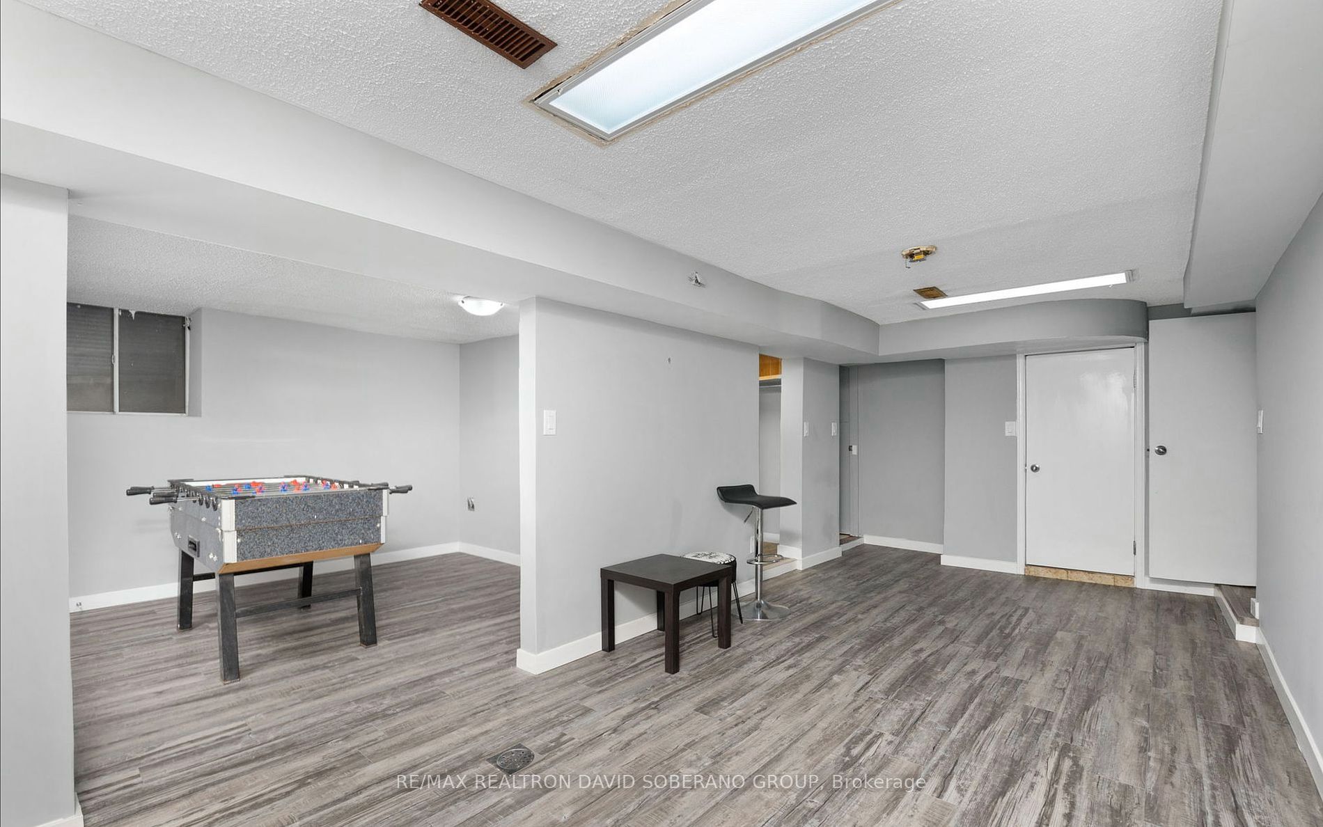 128 Gilley Road N