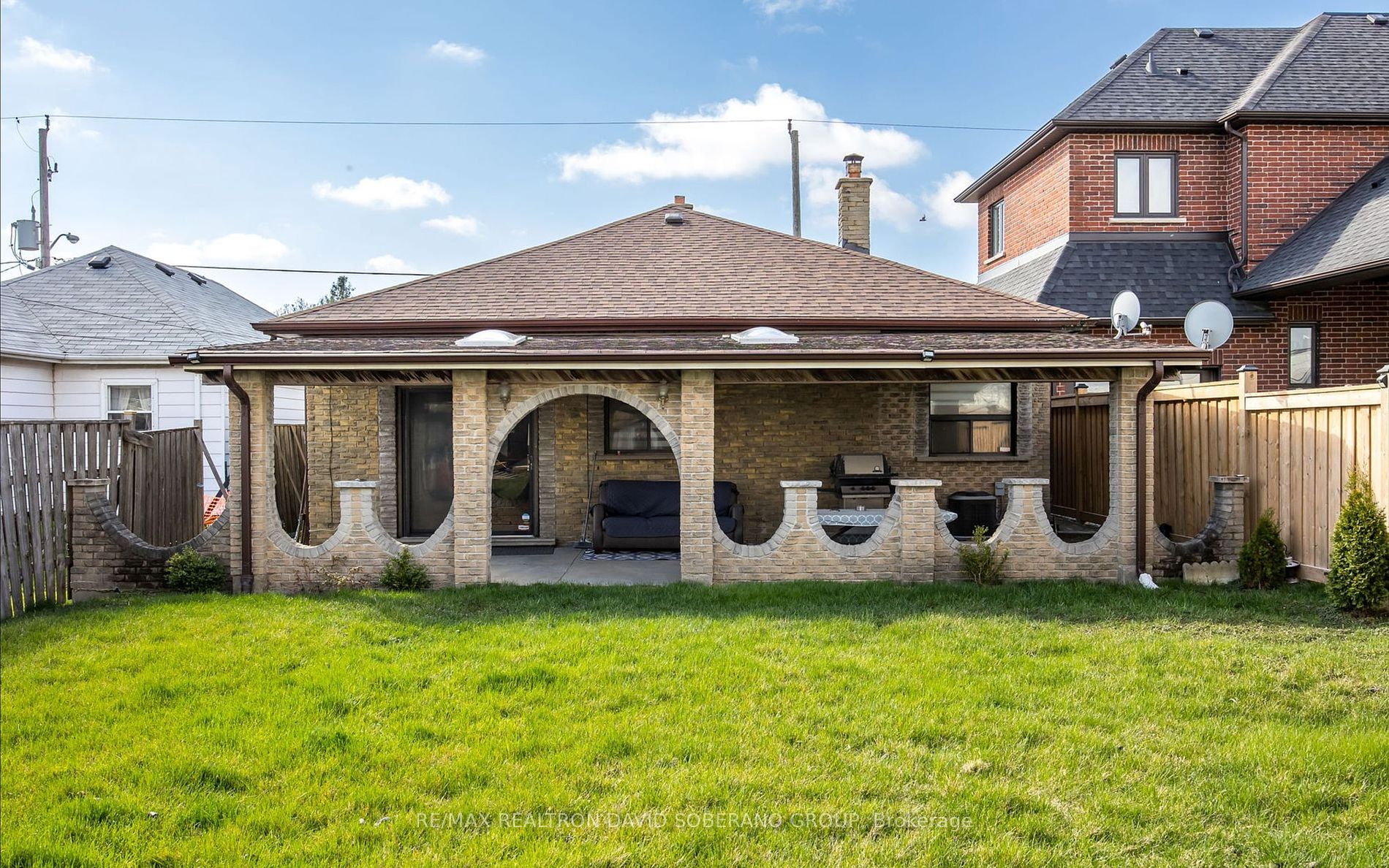 128 Gilley Road N