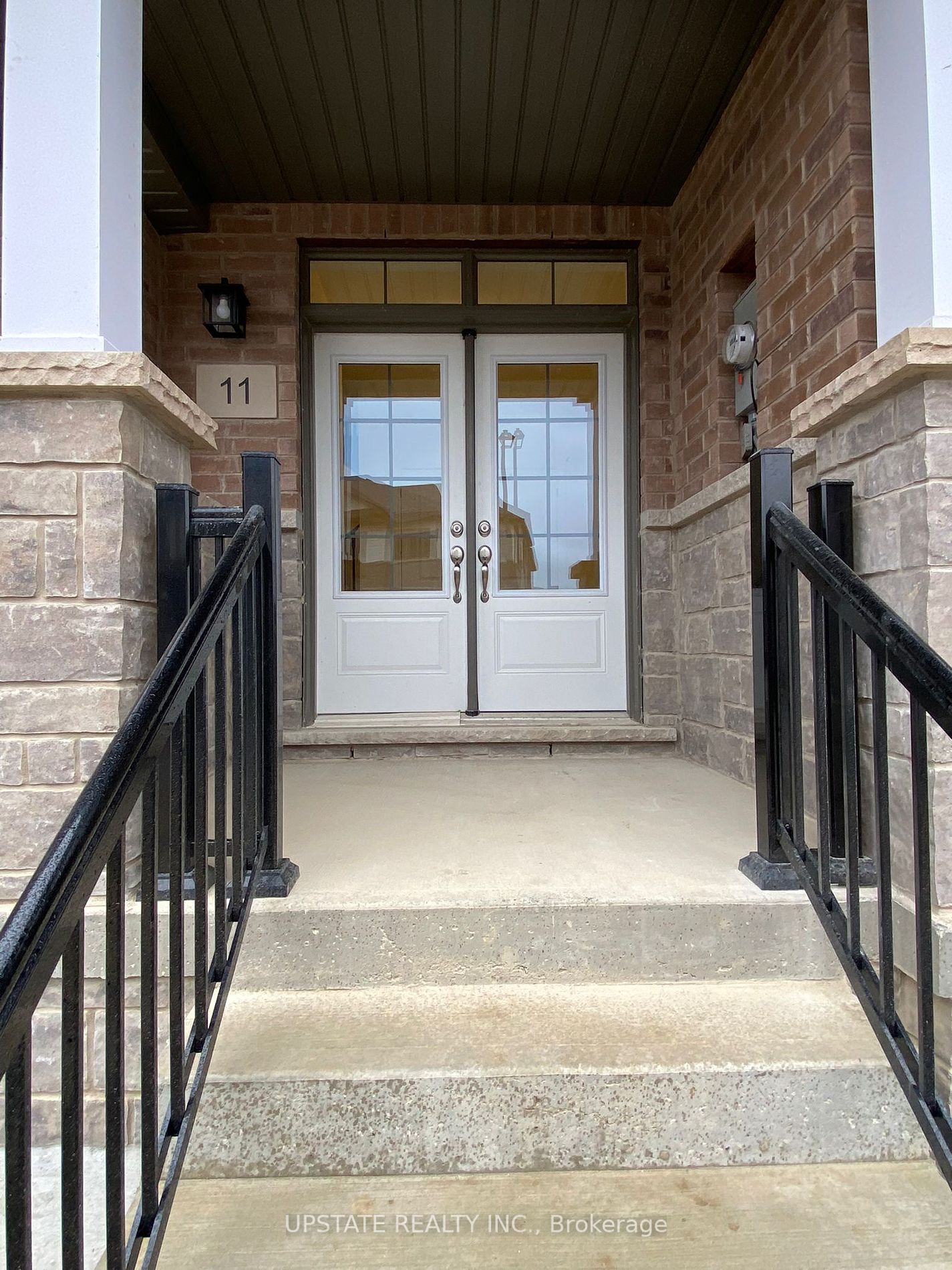 11 MINNOCK Street