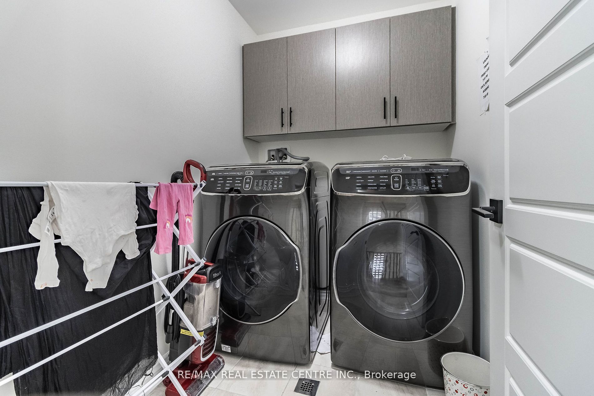 72 Circus Cres