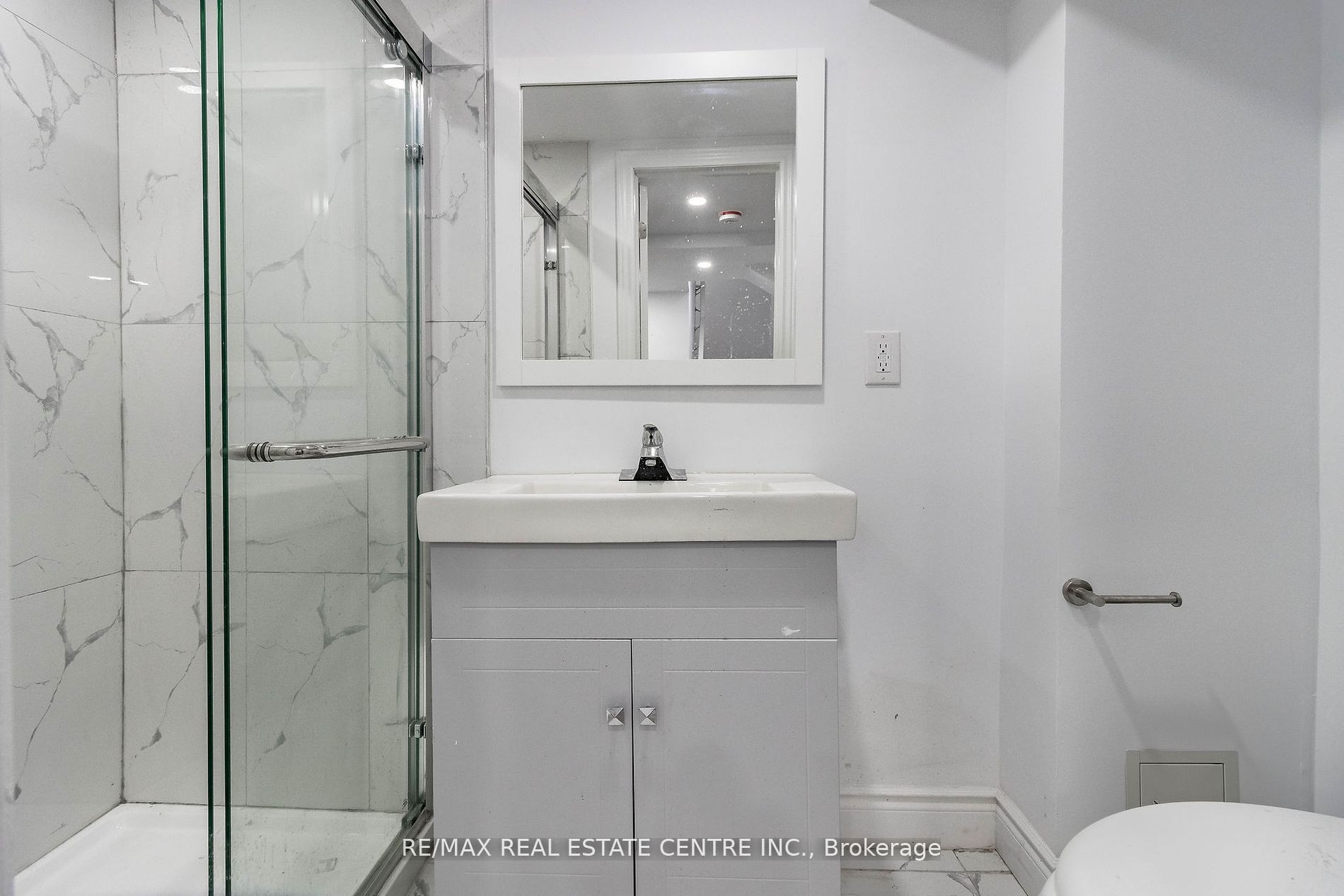 72 Circus Cres