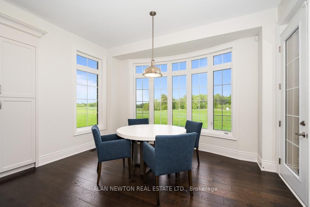276 Amos Dr