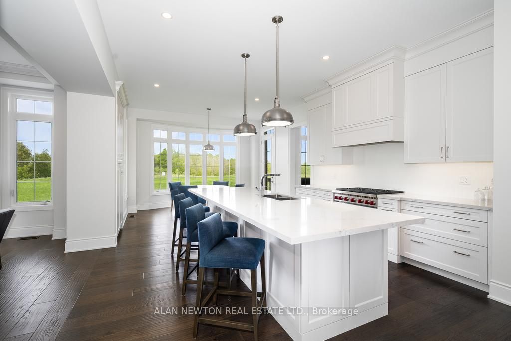 276 Amos Dr