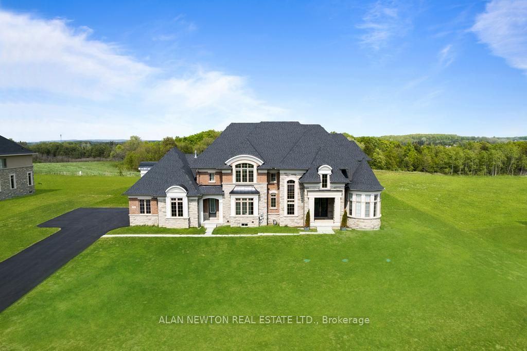 276 Amos Dr