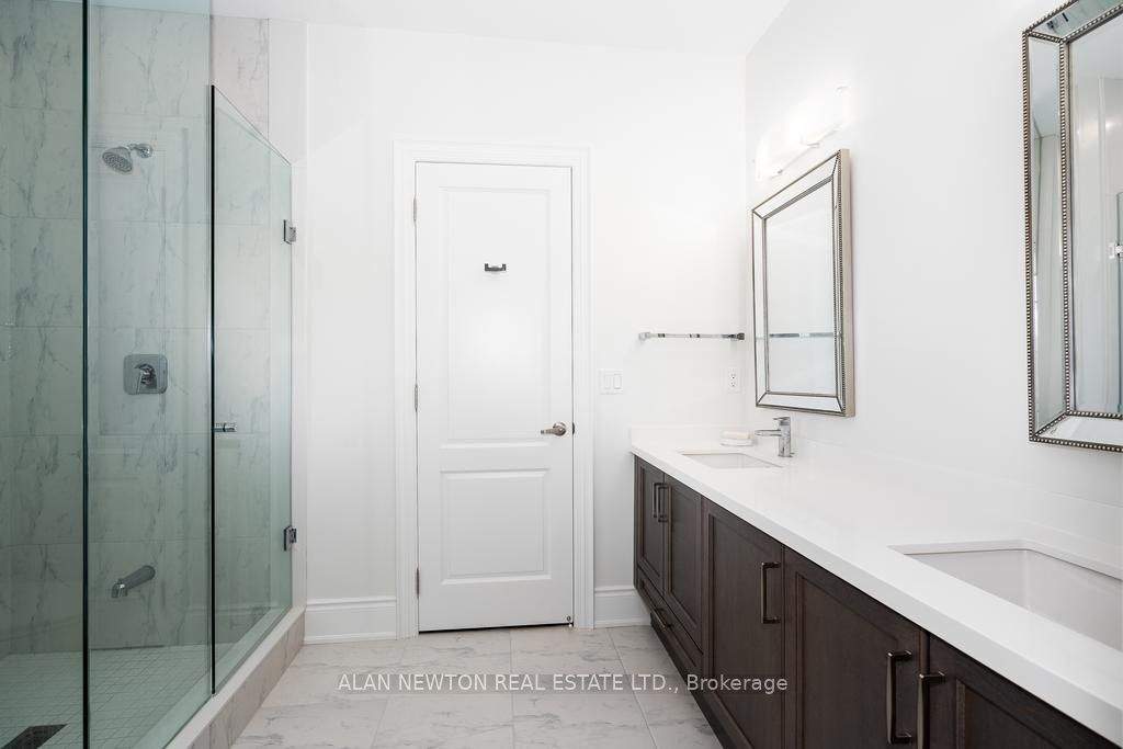 276 Amos Dr