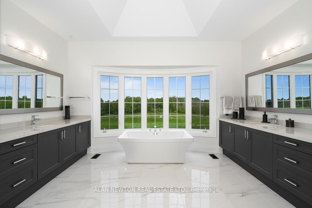 276 Amos Dr