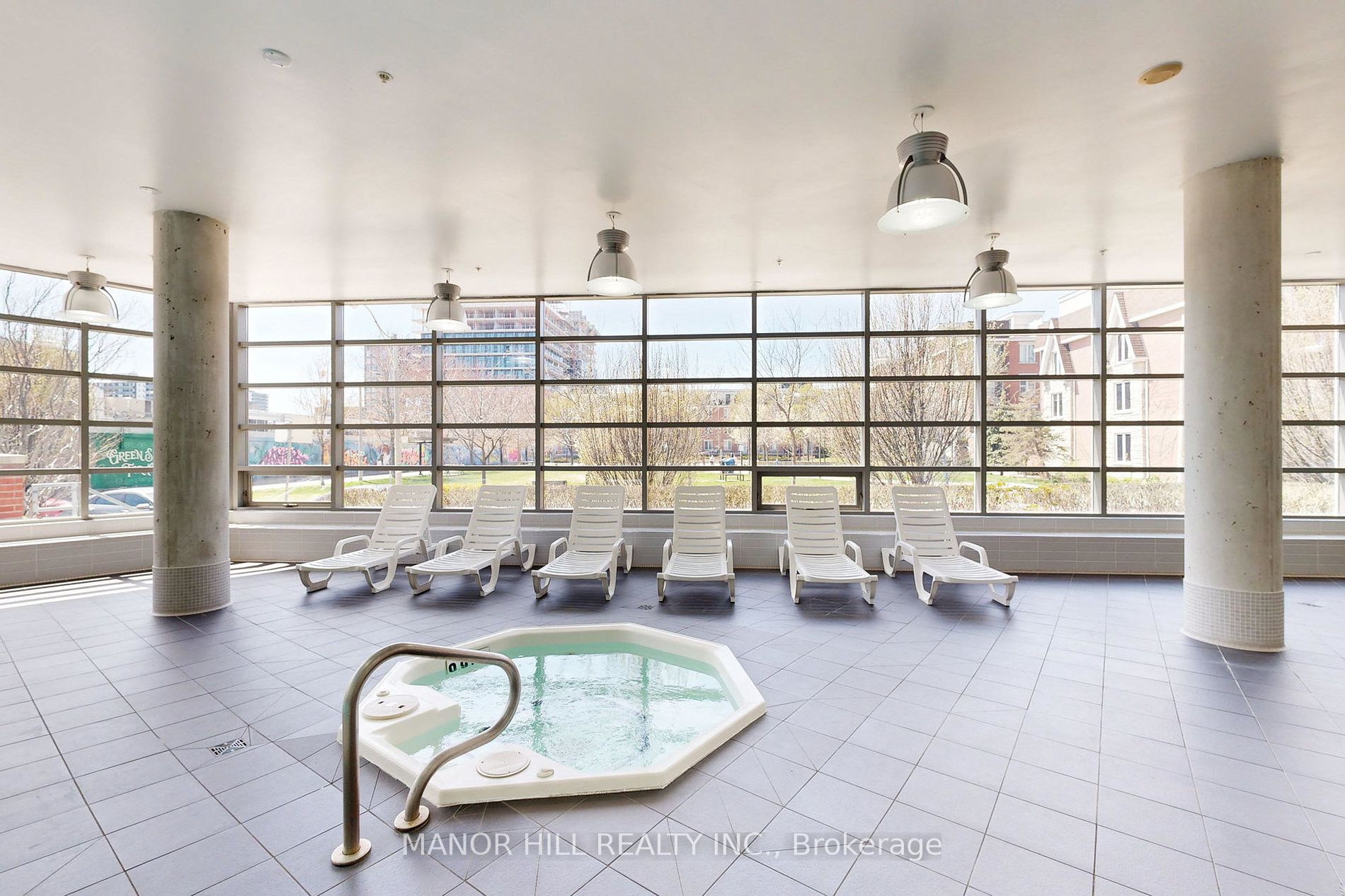 38 Joe Shuster Way, #919