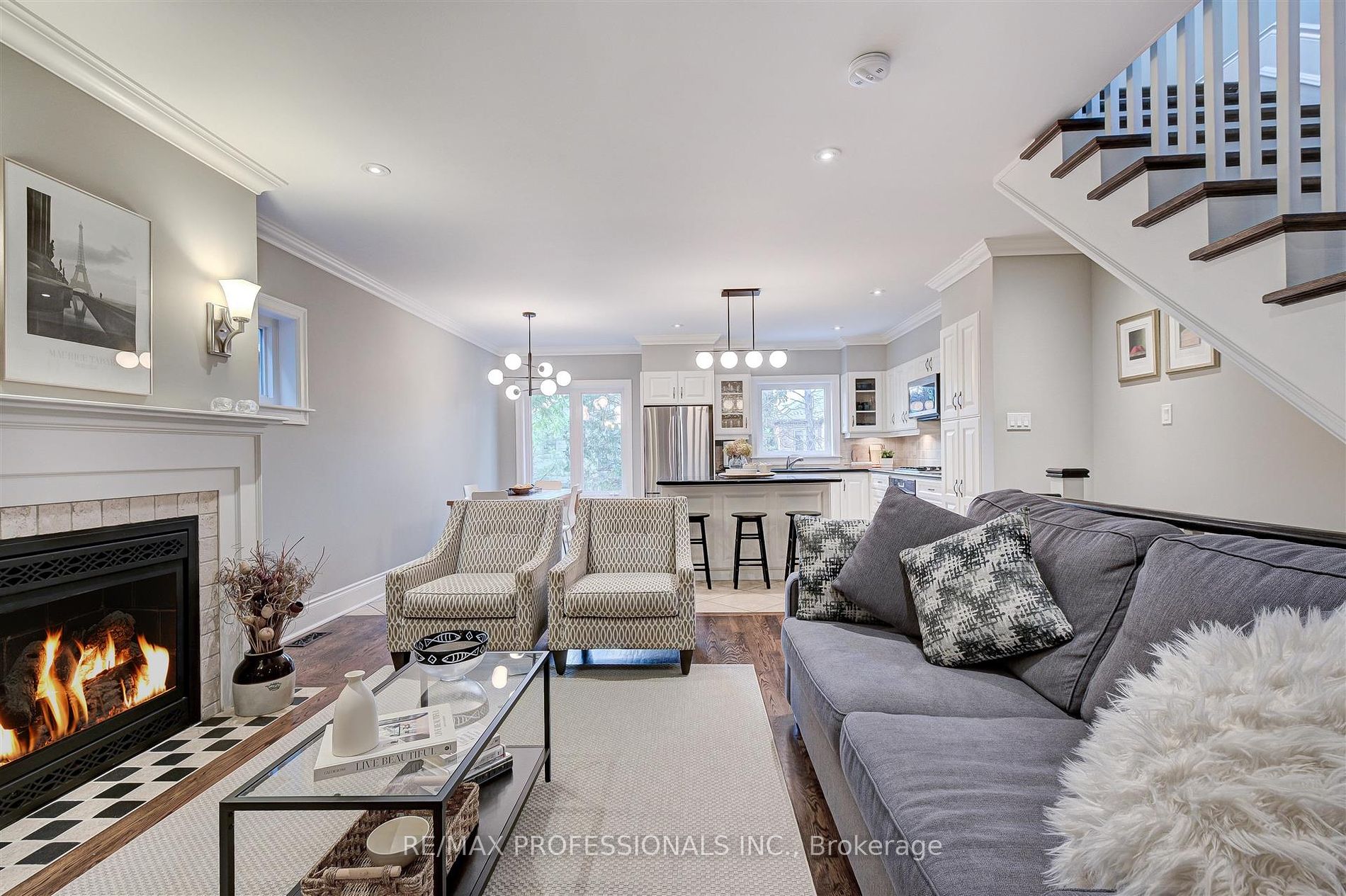 6 Marquis Ave