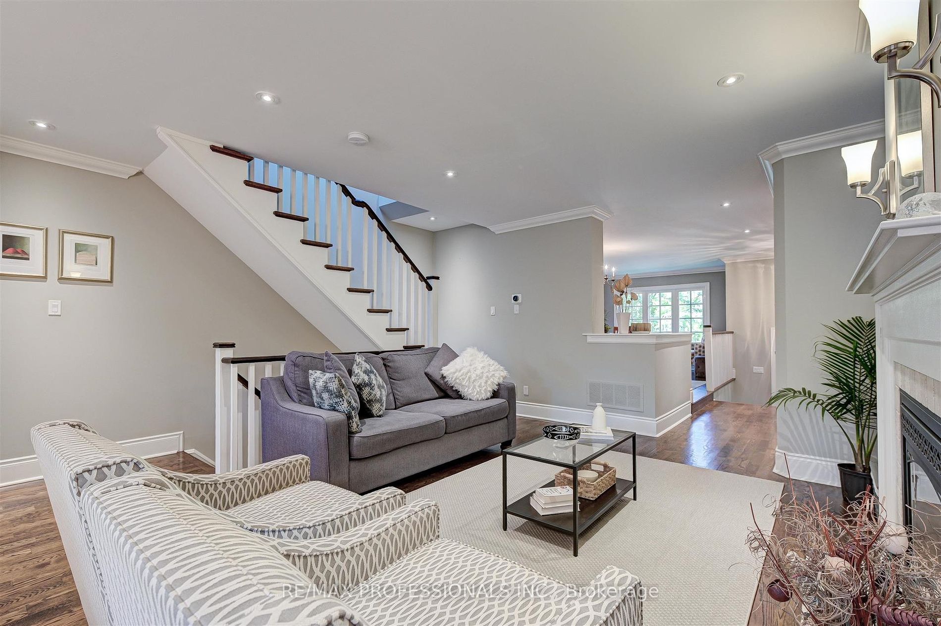 6 Marquis Ave