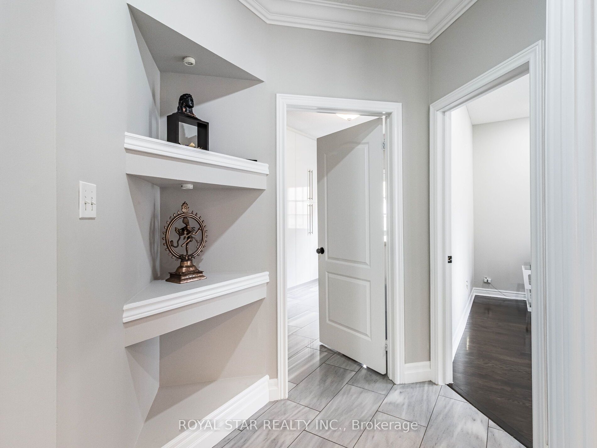 70 Colonel Bertram Rd