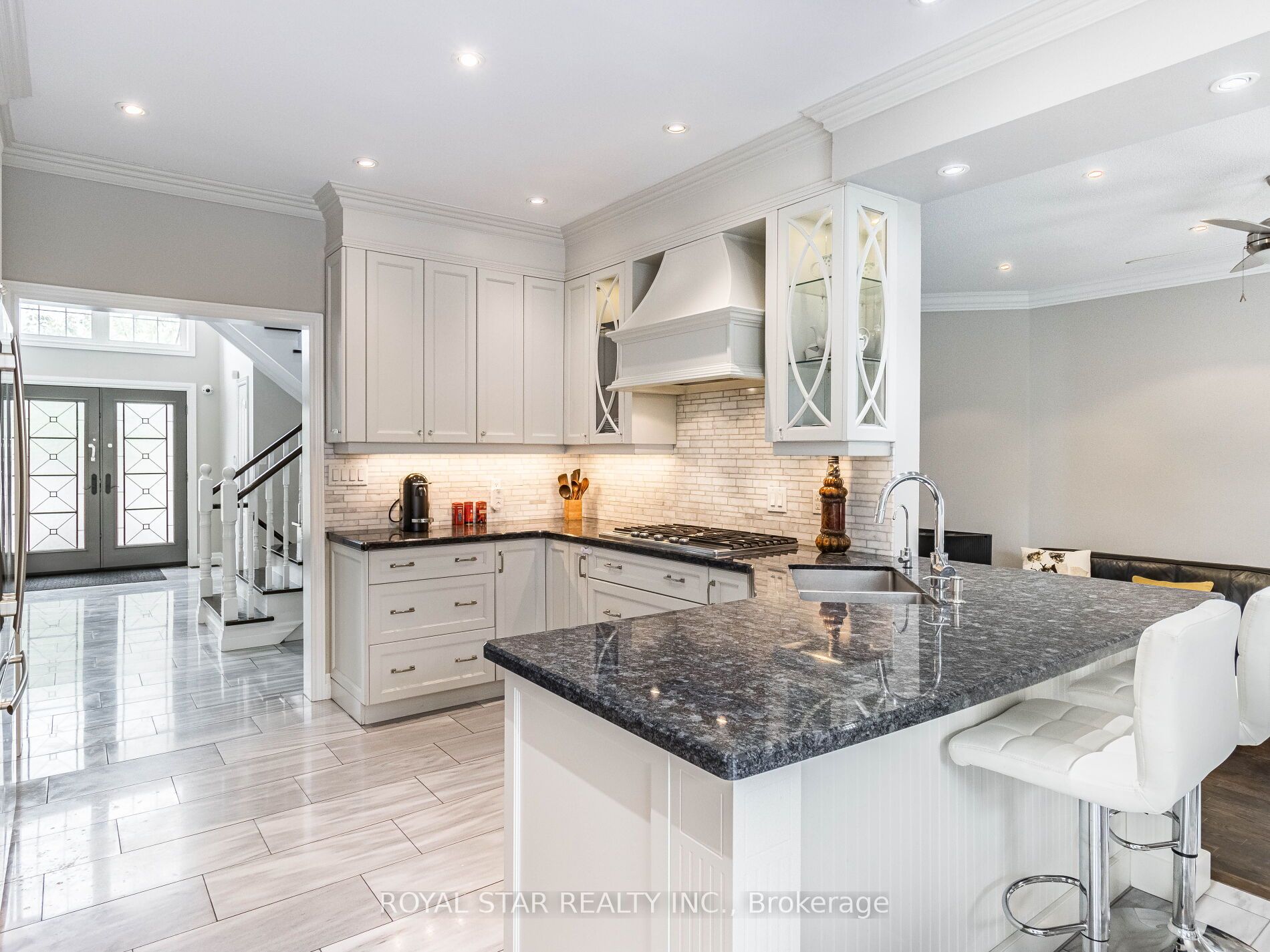 70 Colonel Bertram Rd