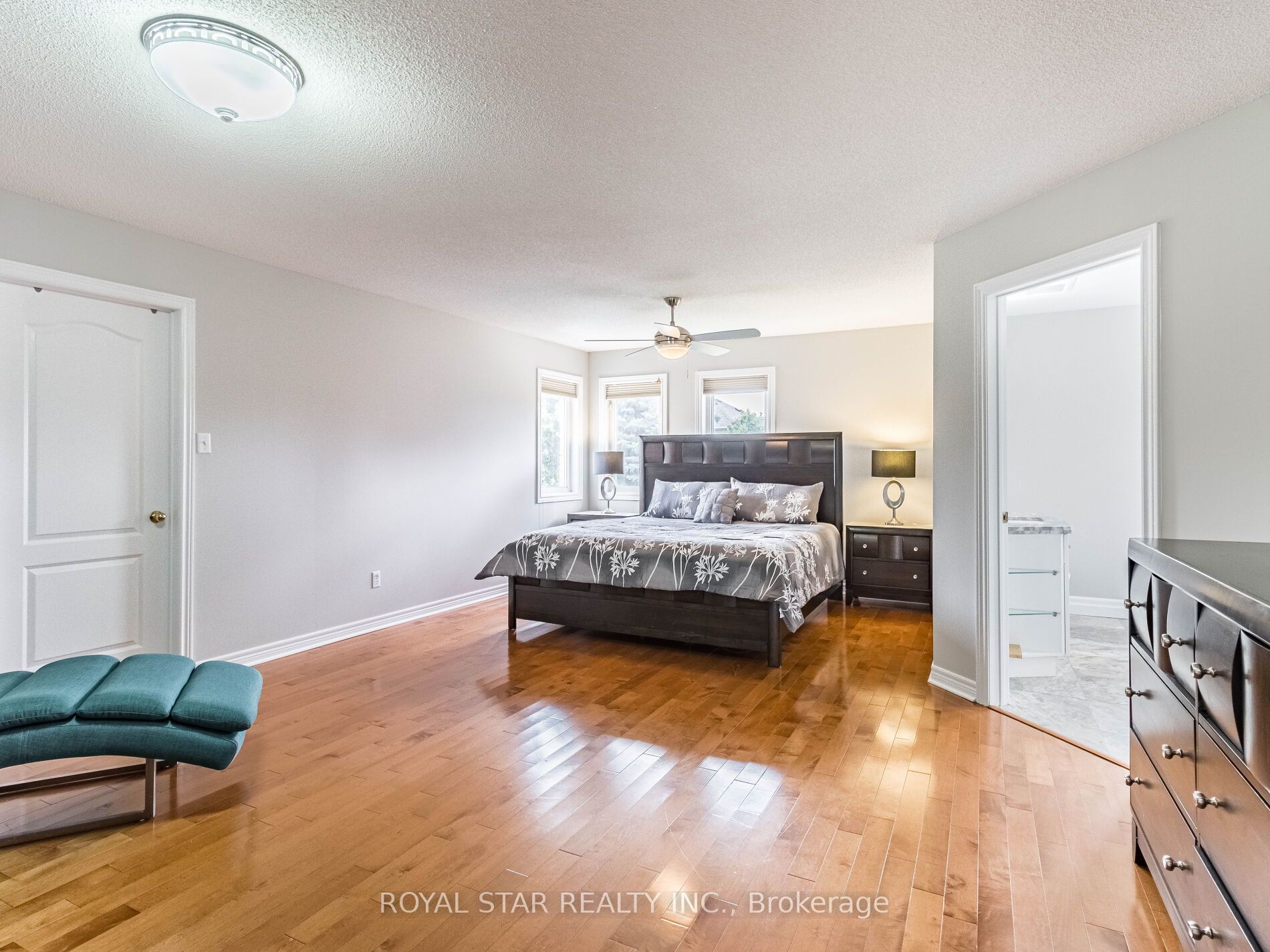 70 Colonel Bertram Rd