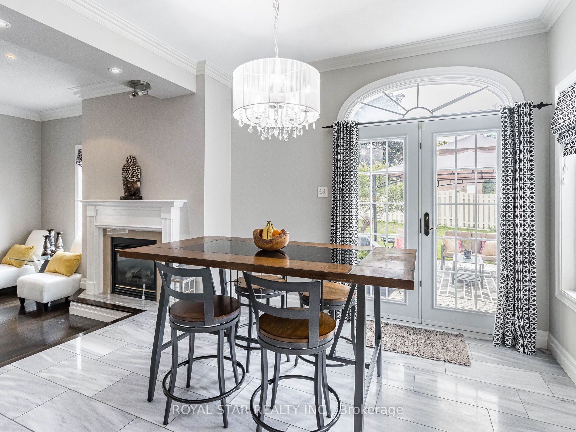 70 Colonel Bertram Rd