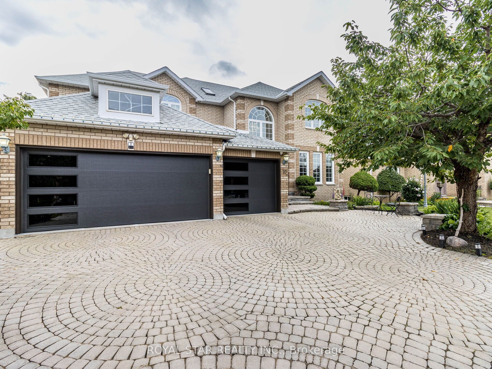 70 Colonel Bertram Rd