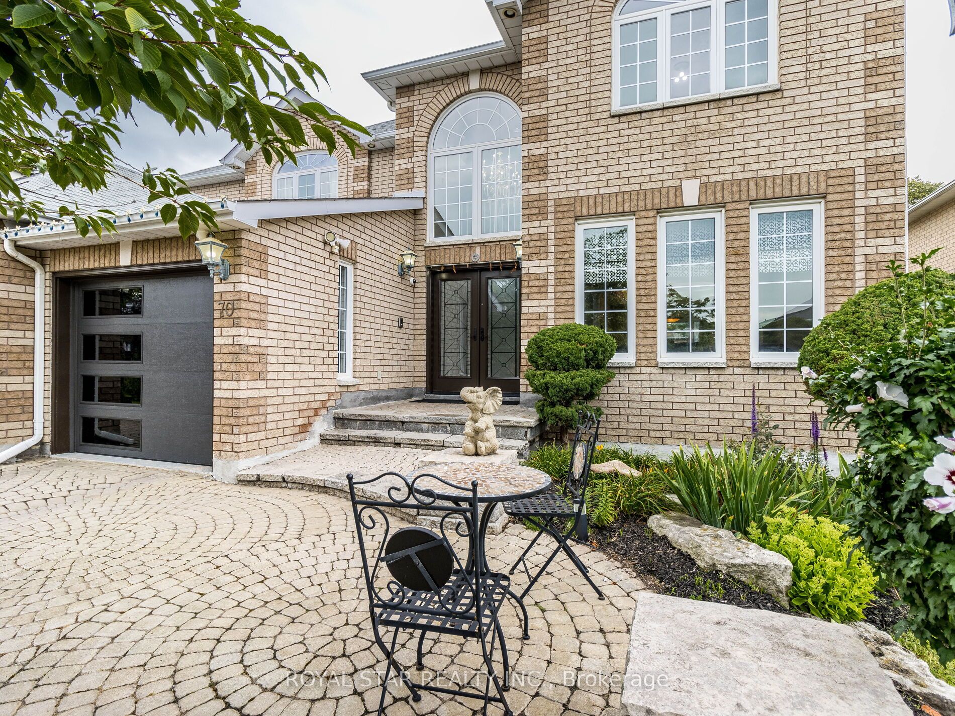 70 Colonel Bertram Rd