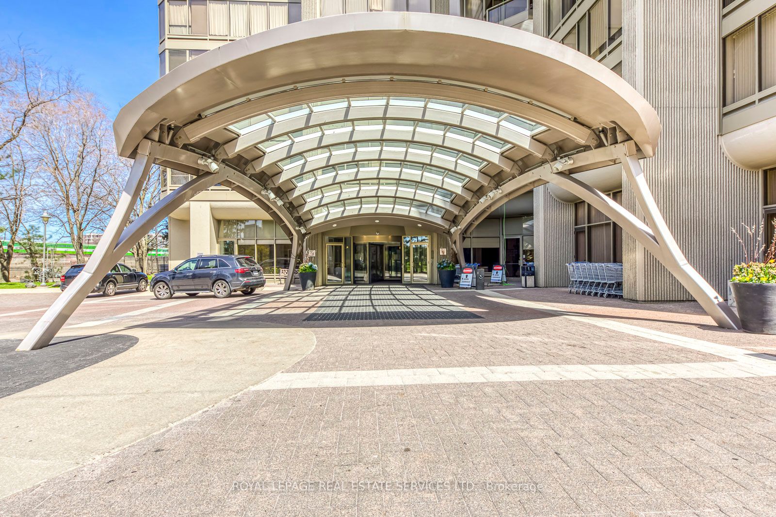2045 Lake Shore Boulevard W #1607