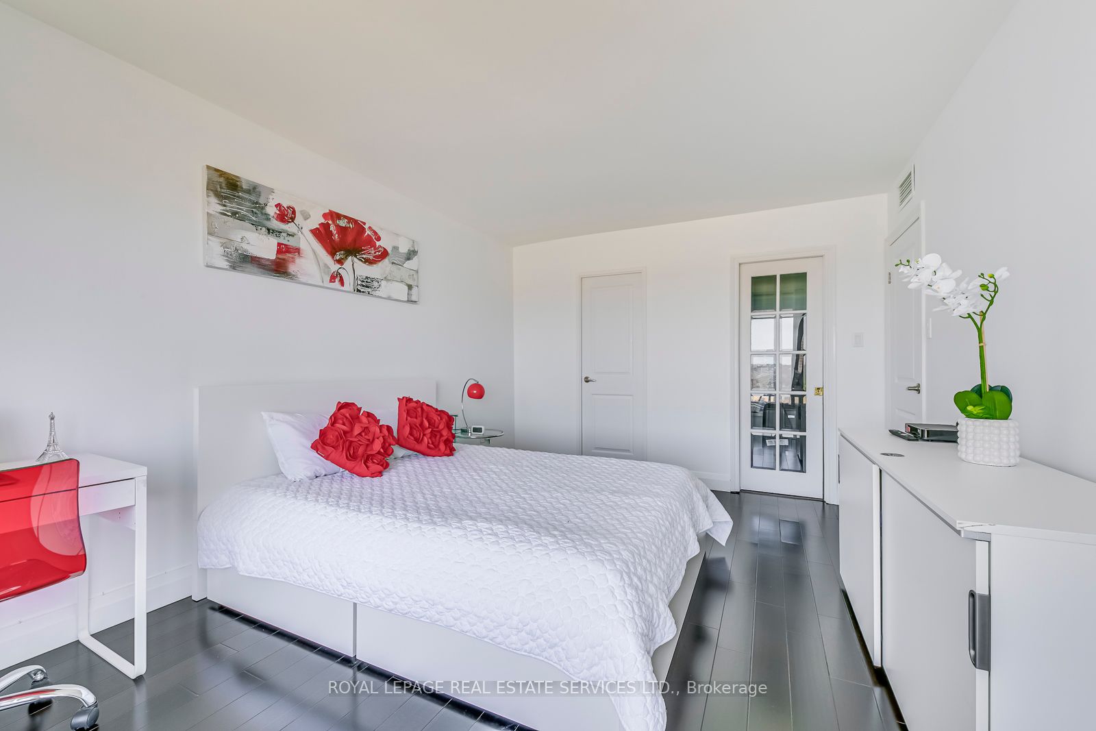 2045 Lake Shore Boulevard W #1607