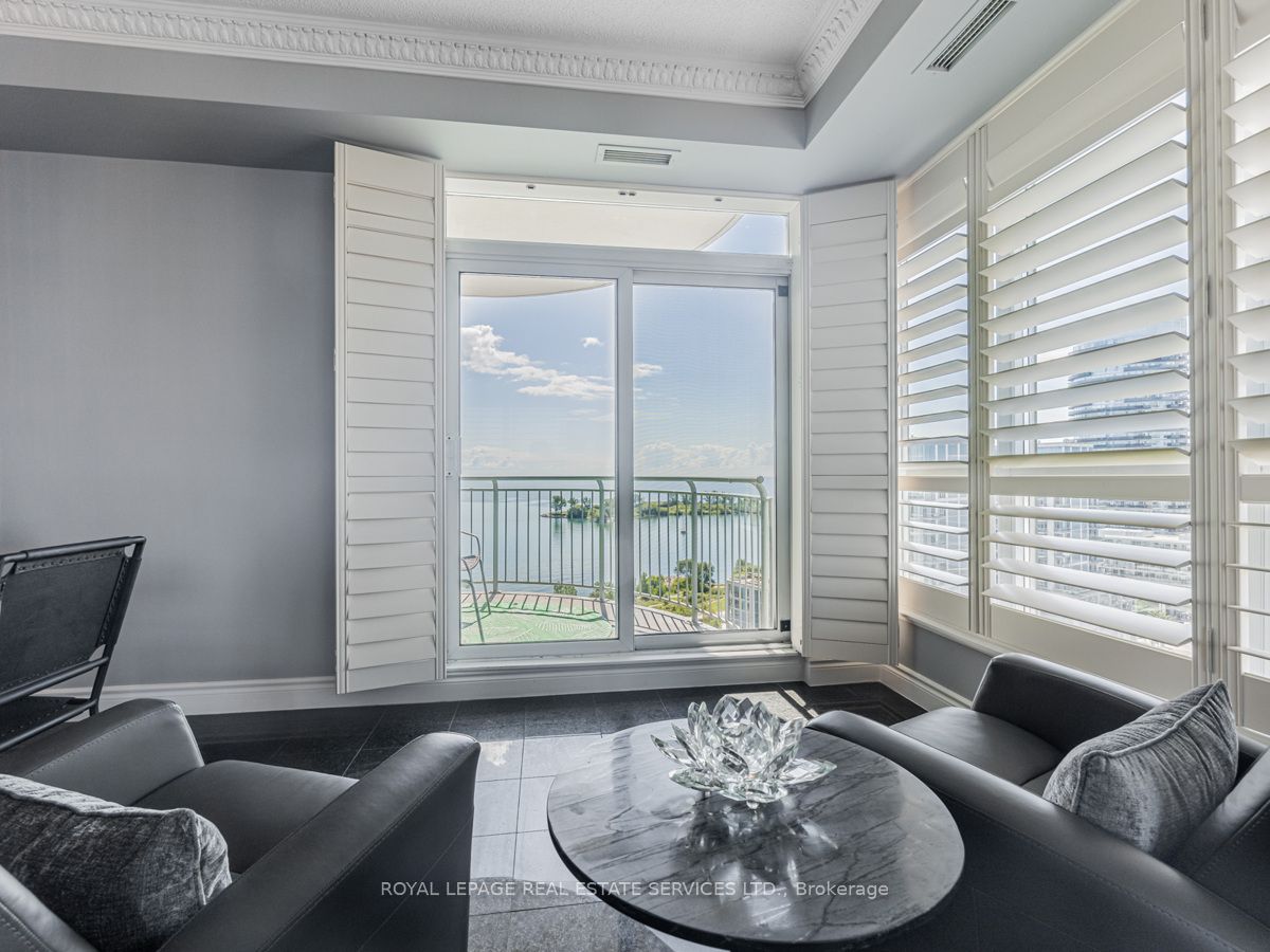 2111 Lake Shore Blvd W, #Lph 8