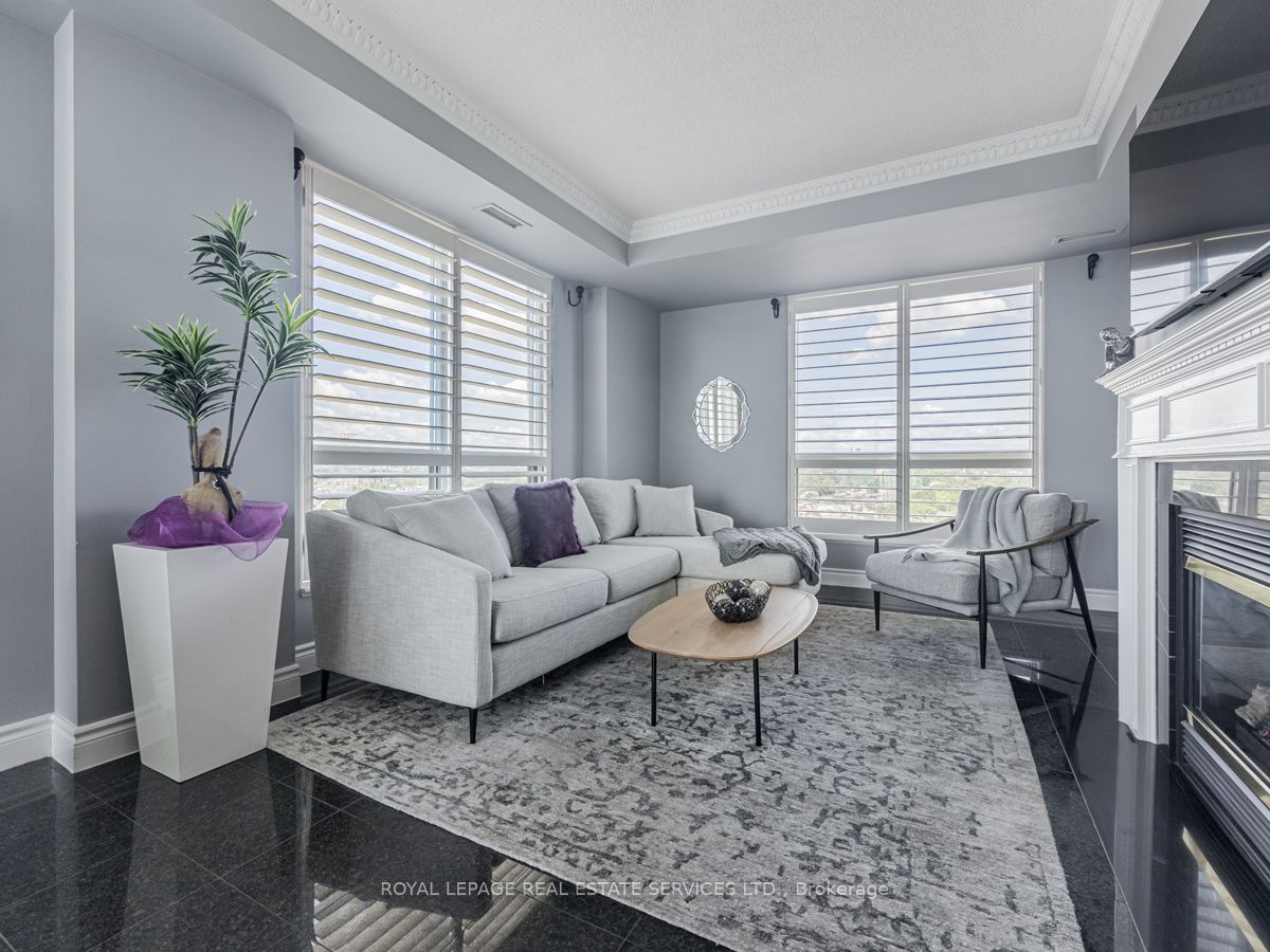 2111 Lake Shore Blvd W, #Lph 8