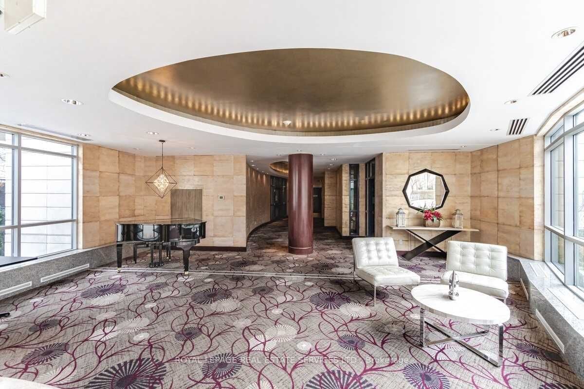2111 Lake Shore Blvd W, #Lph 8
