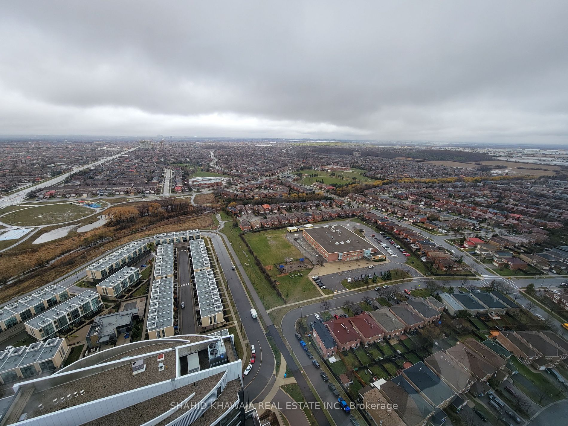 35 Watergarden Dr, #3317