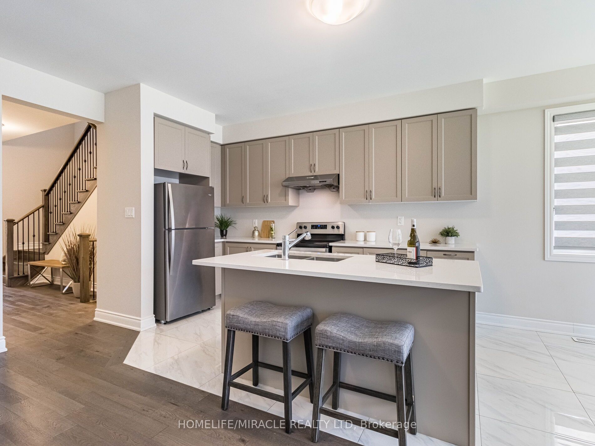 43 Spinland St