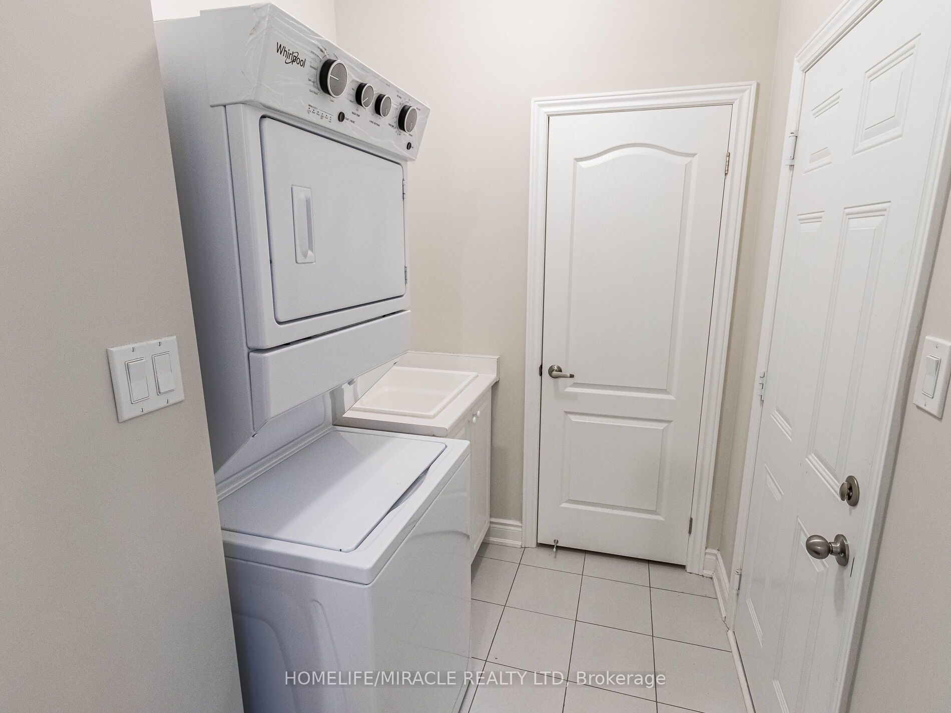 43 Spinland St