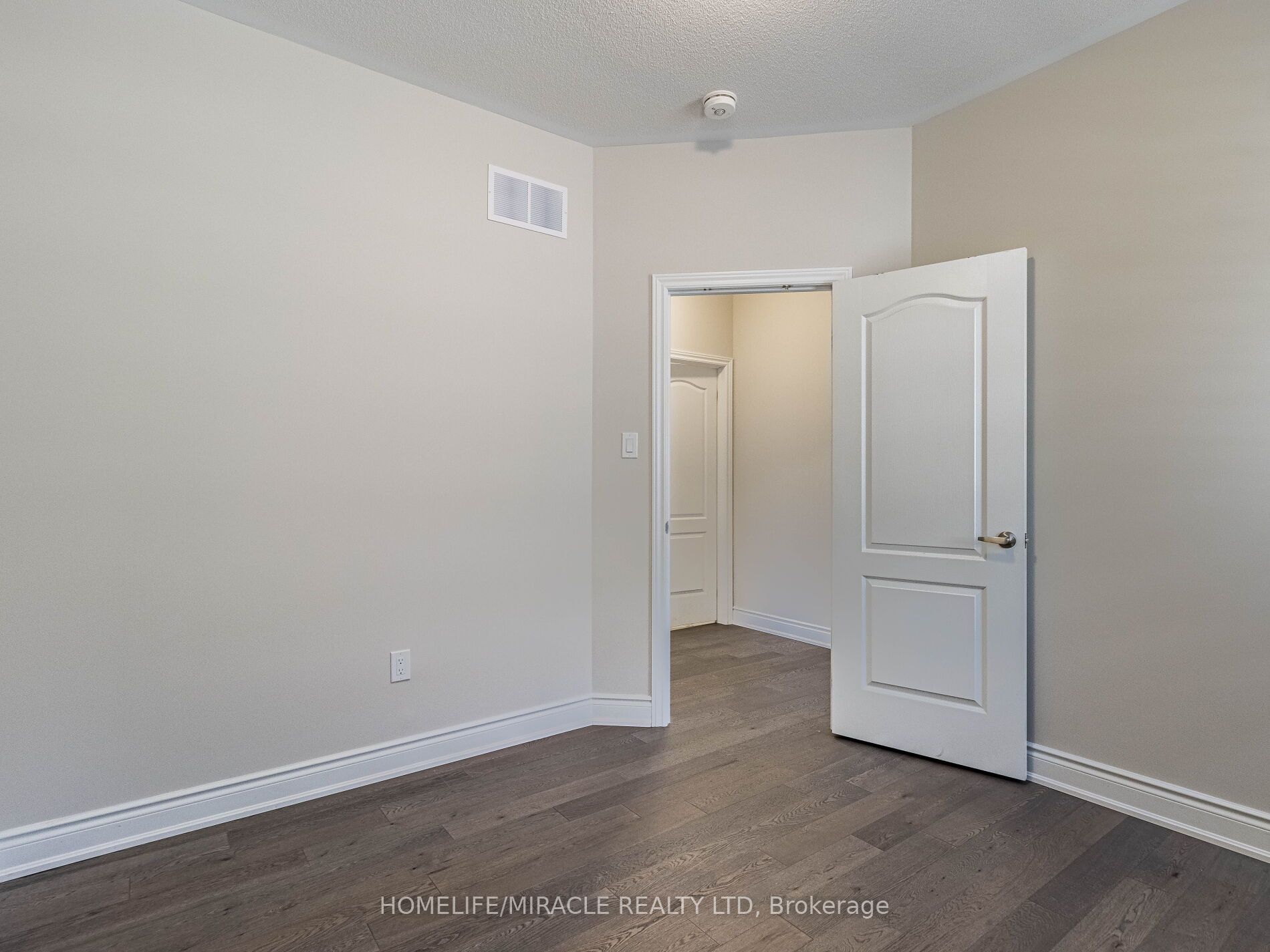 43 Spinland St