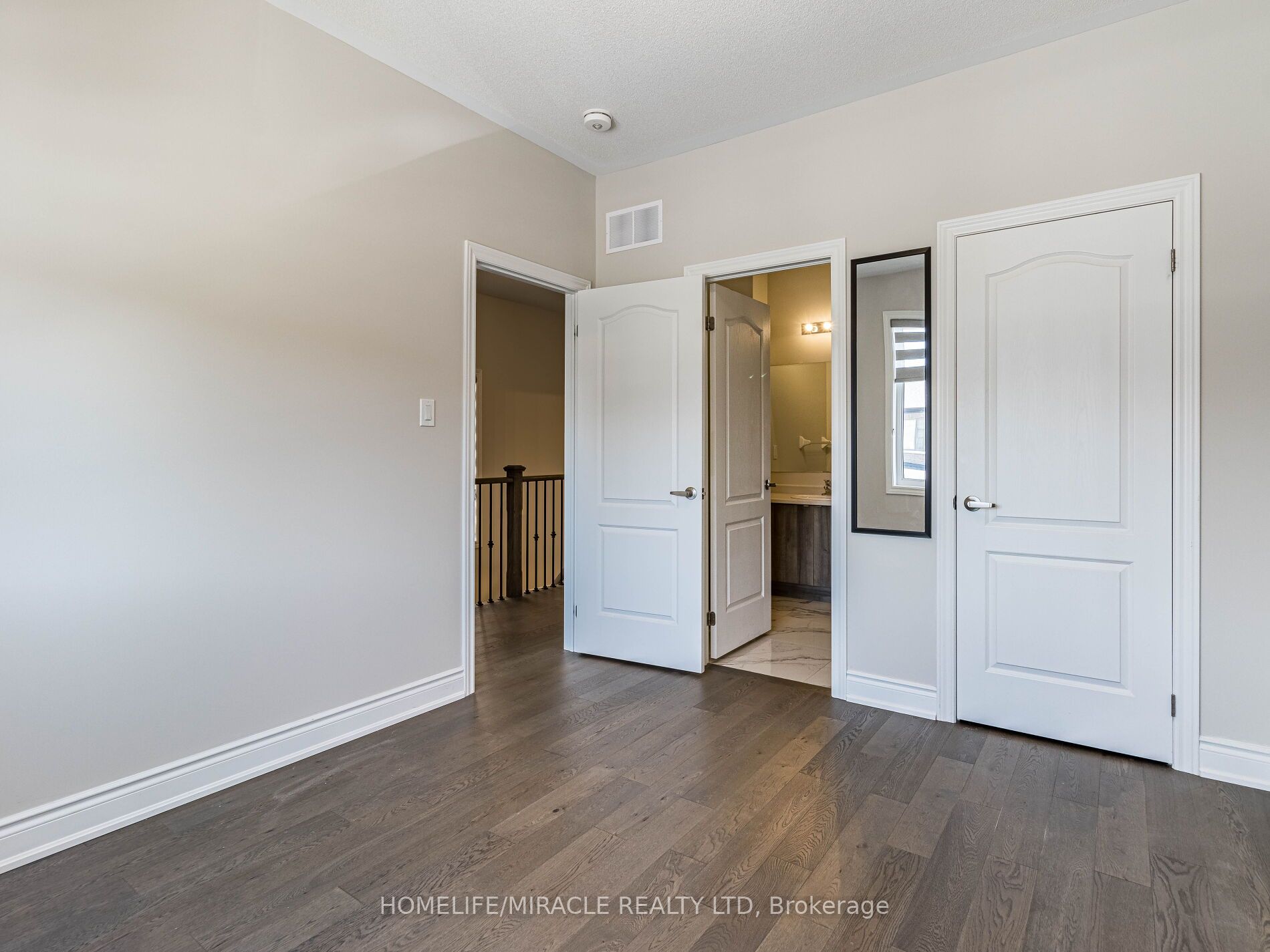 43 Spinland St