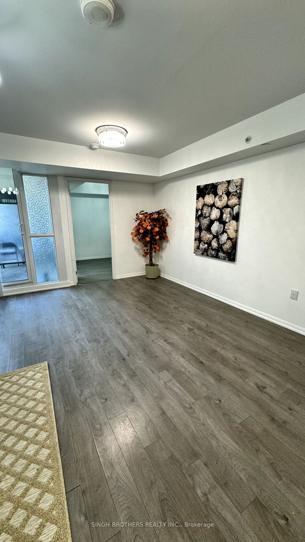 3091 Dufferin St, #318