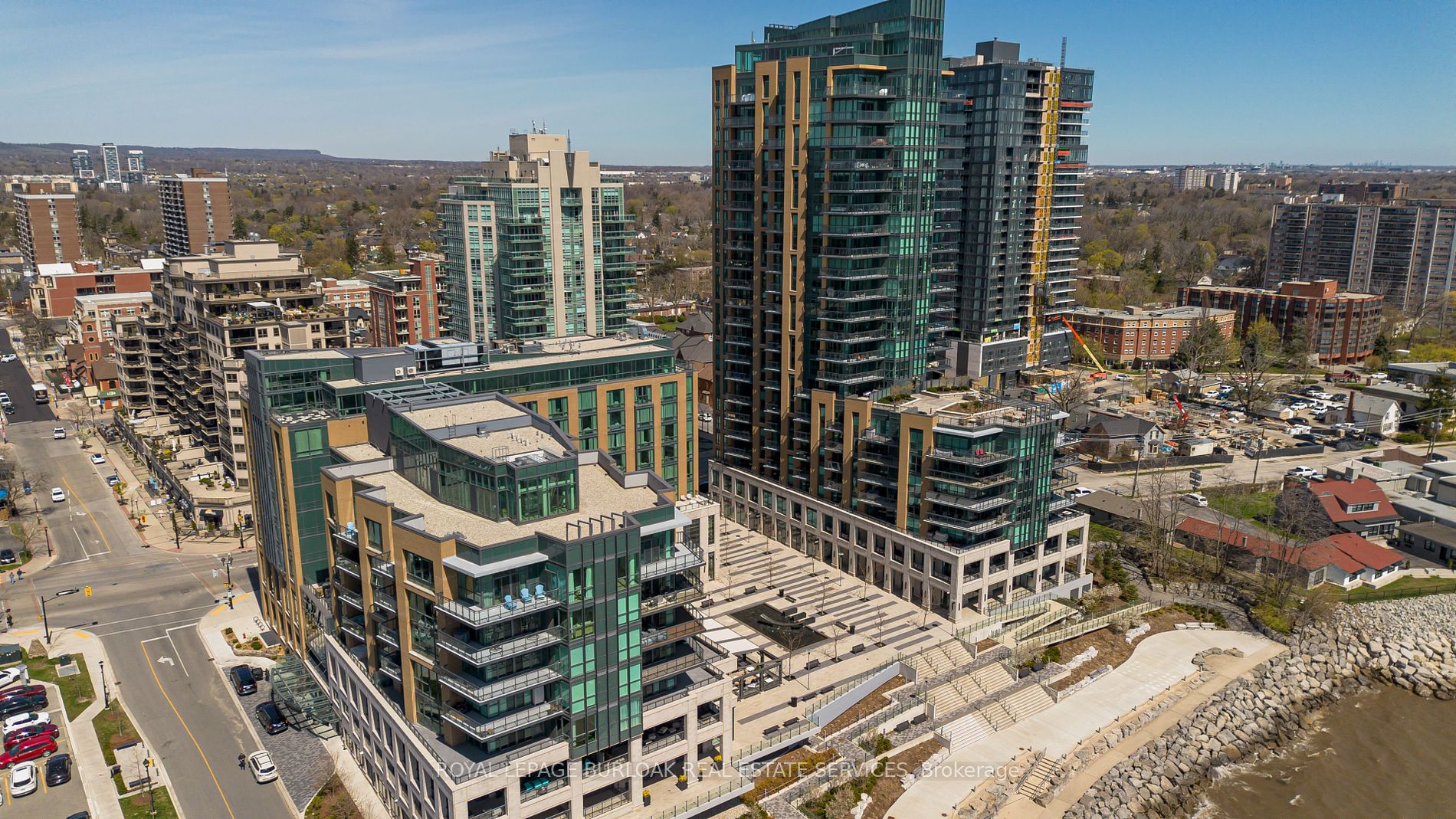 2060 Lakeshore Rd, #1303