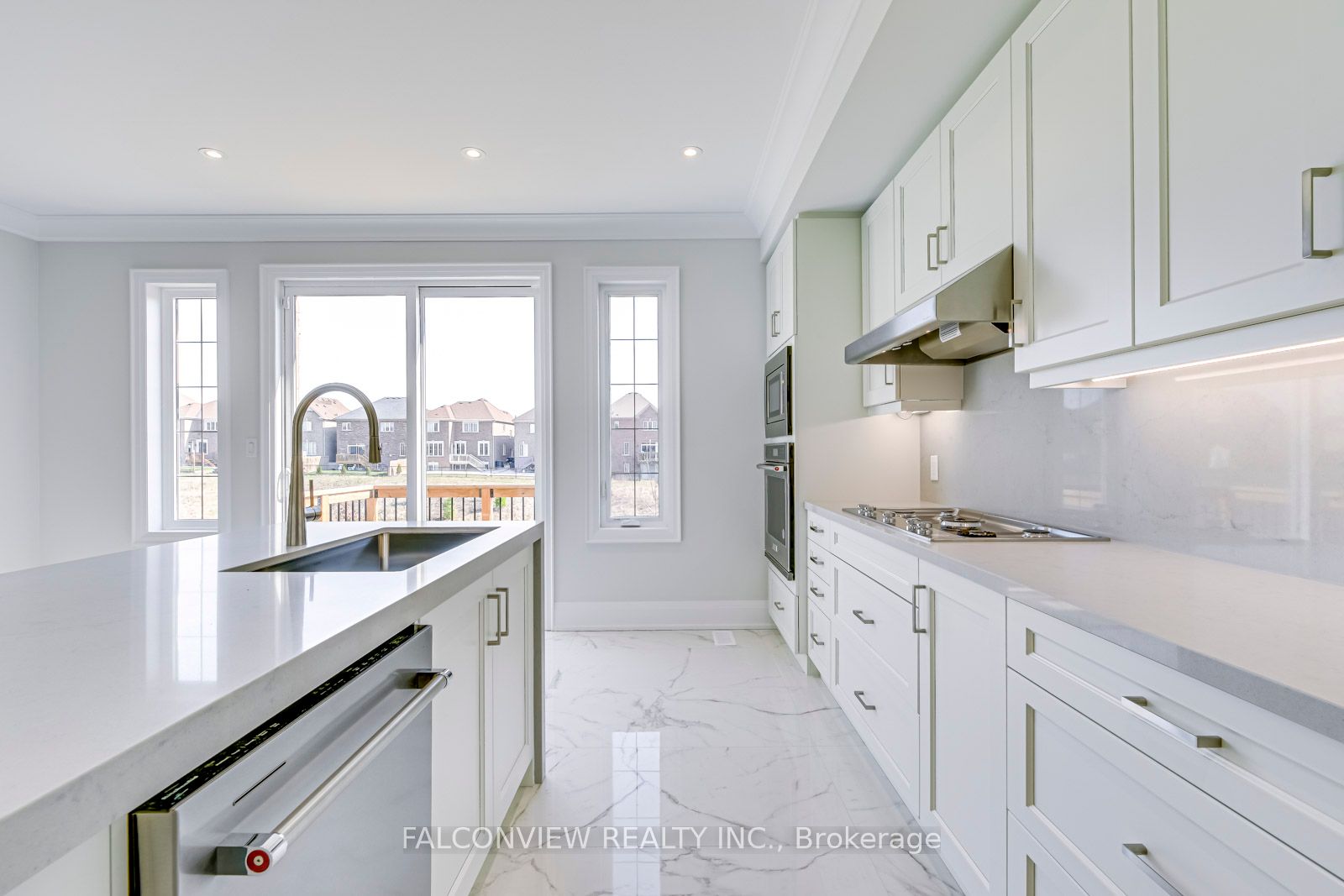 91 BRENSCOMBE Road