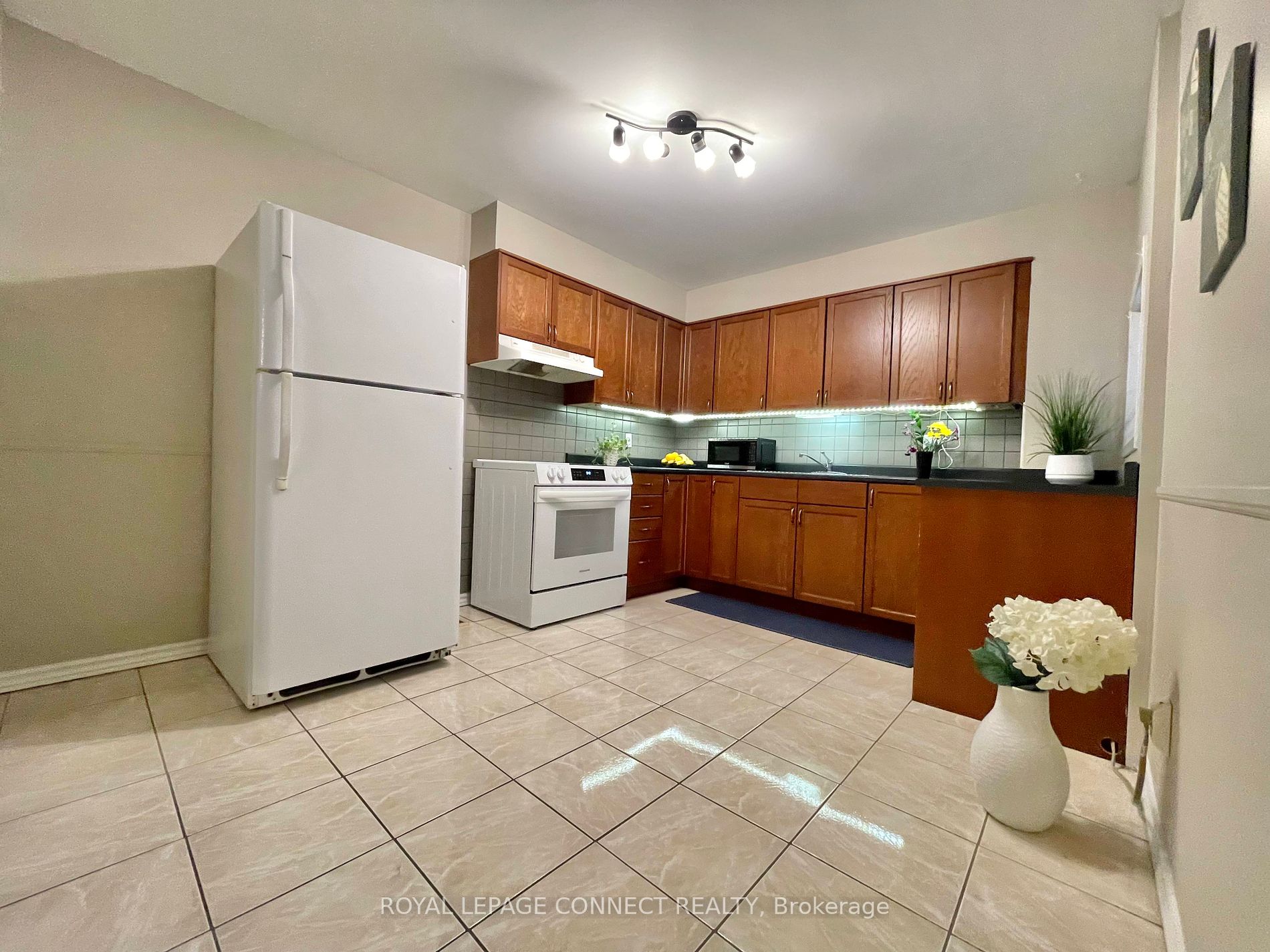 525 Meadows Blvd, #68