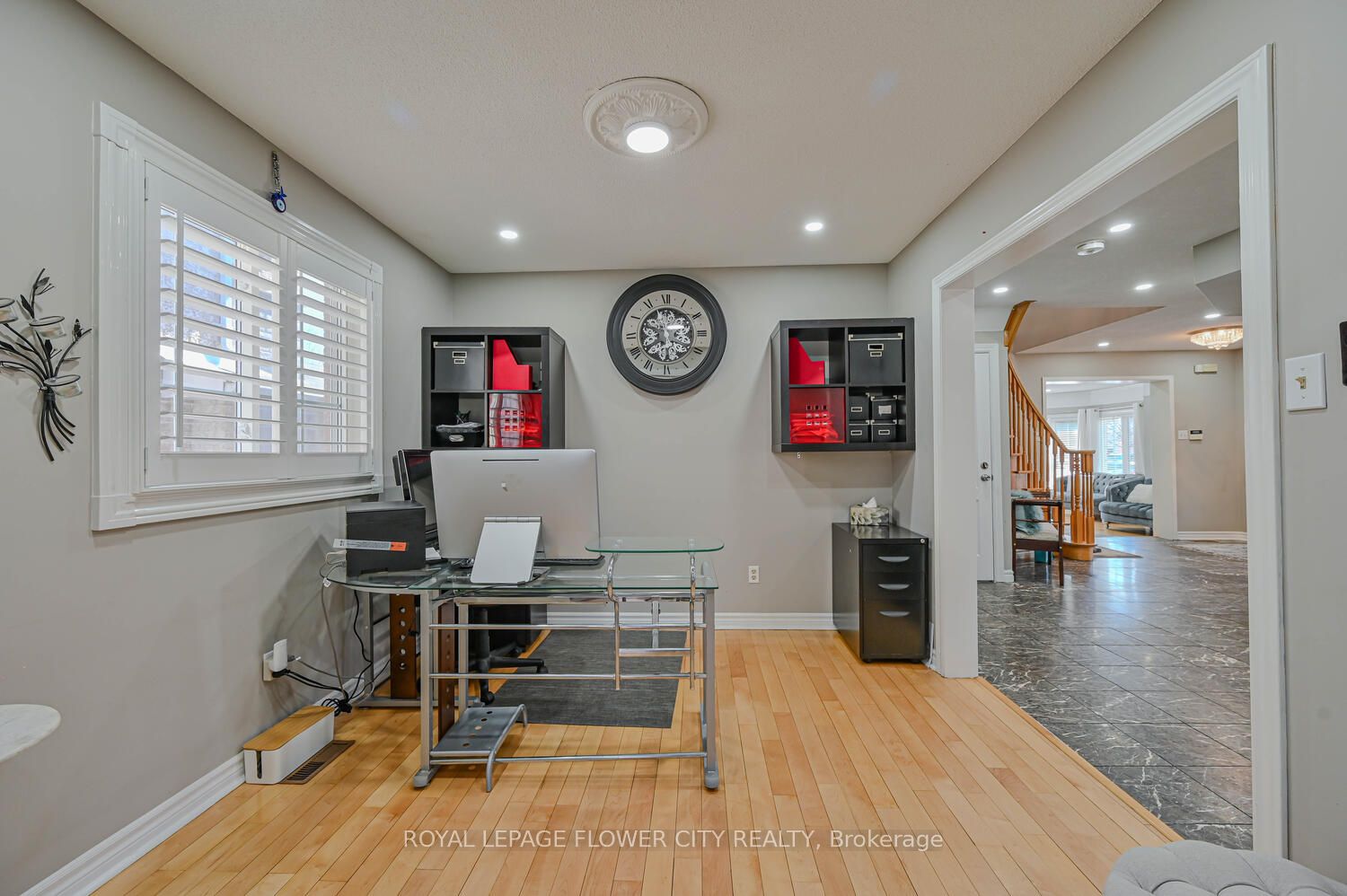2 Black Hills Crt